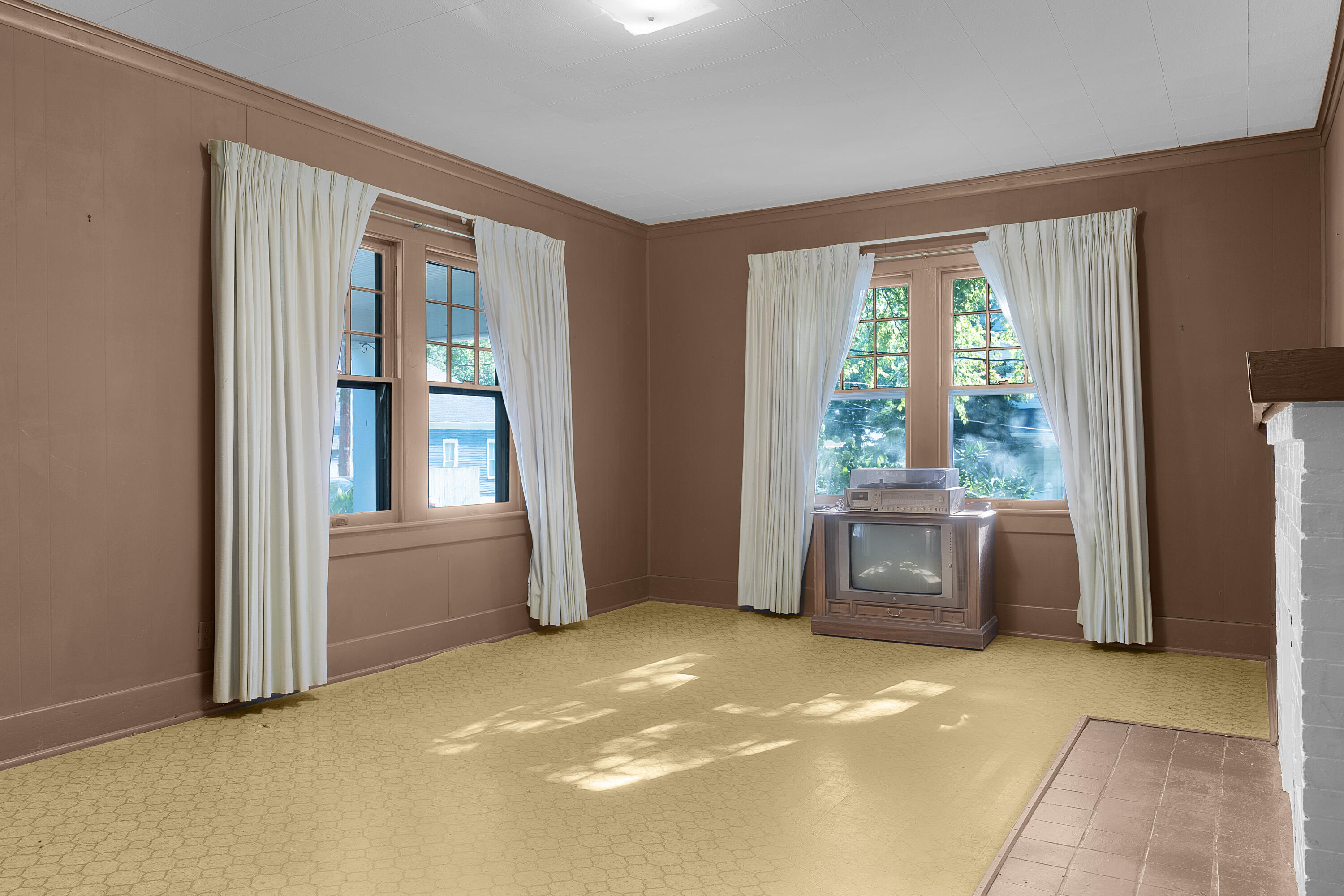 1606 W 52nd Street