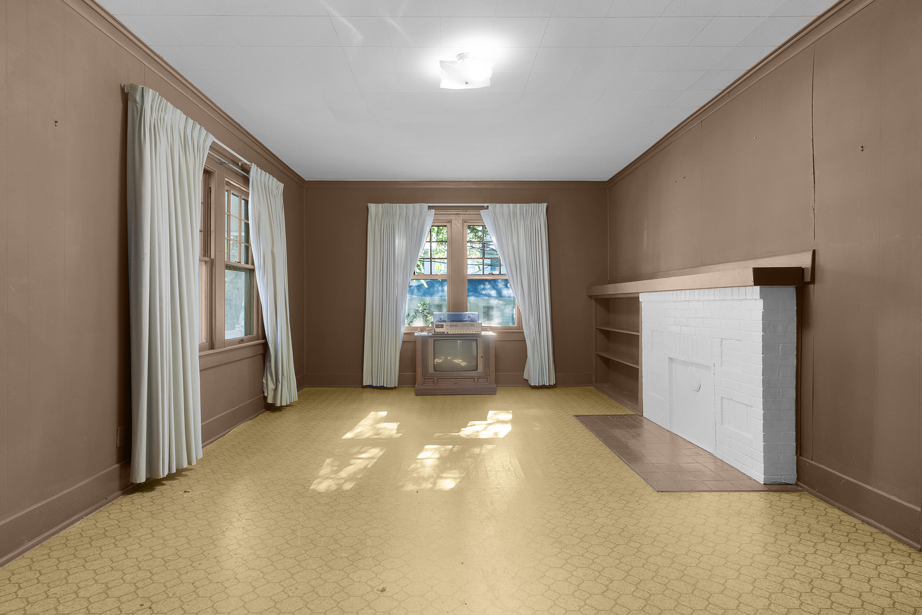 1606 W 52nd Street