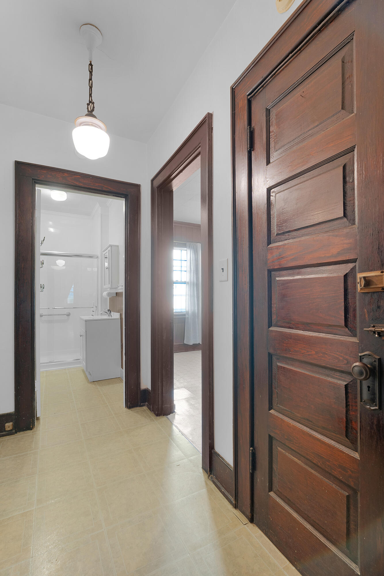 1606 W 52nd Street