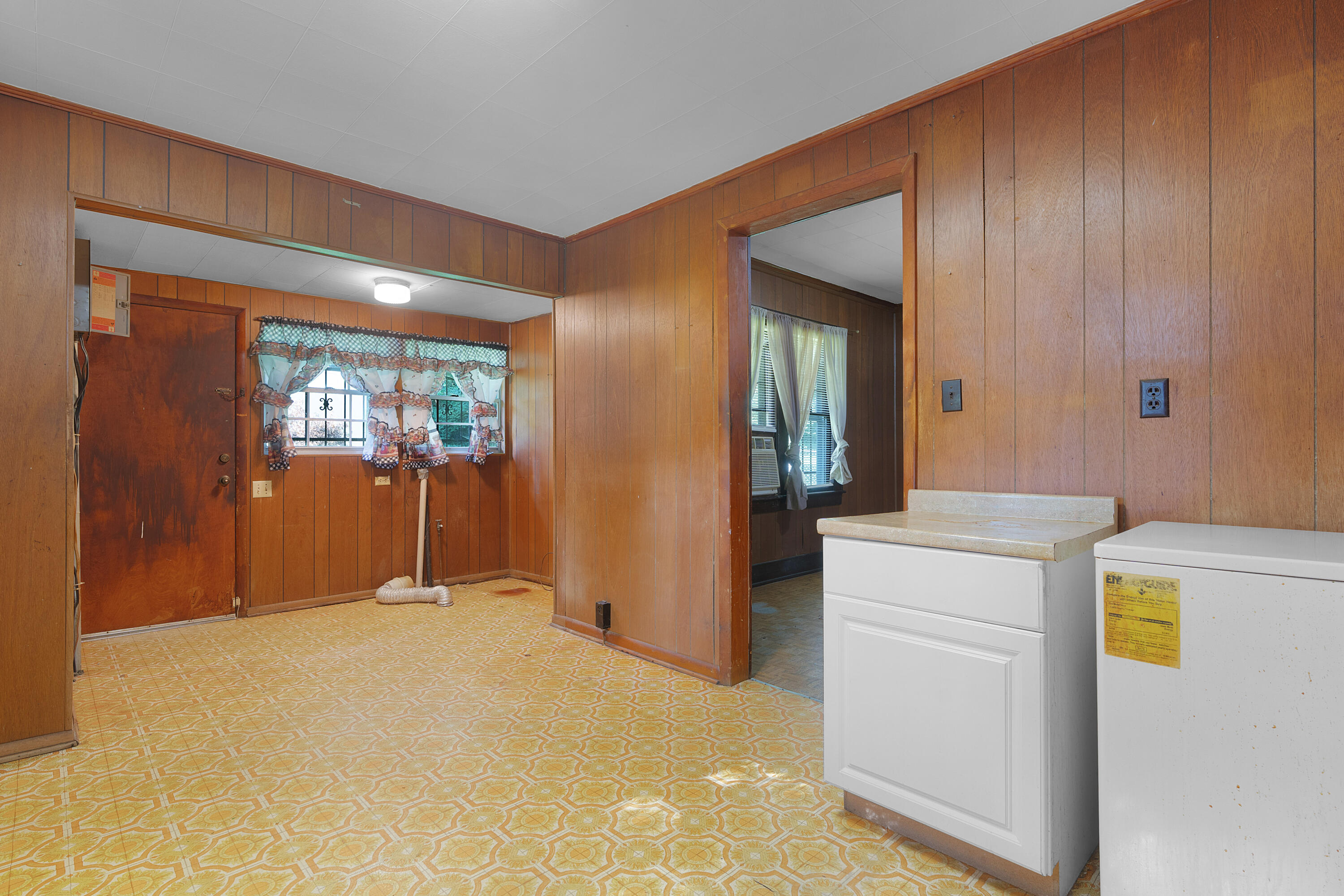 1606 W 52nd Street