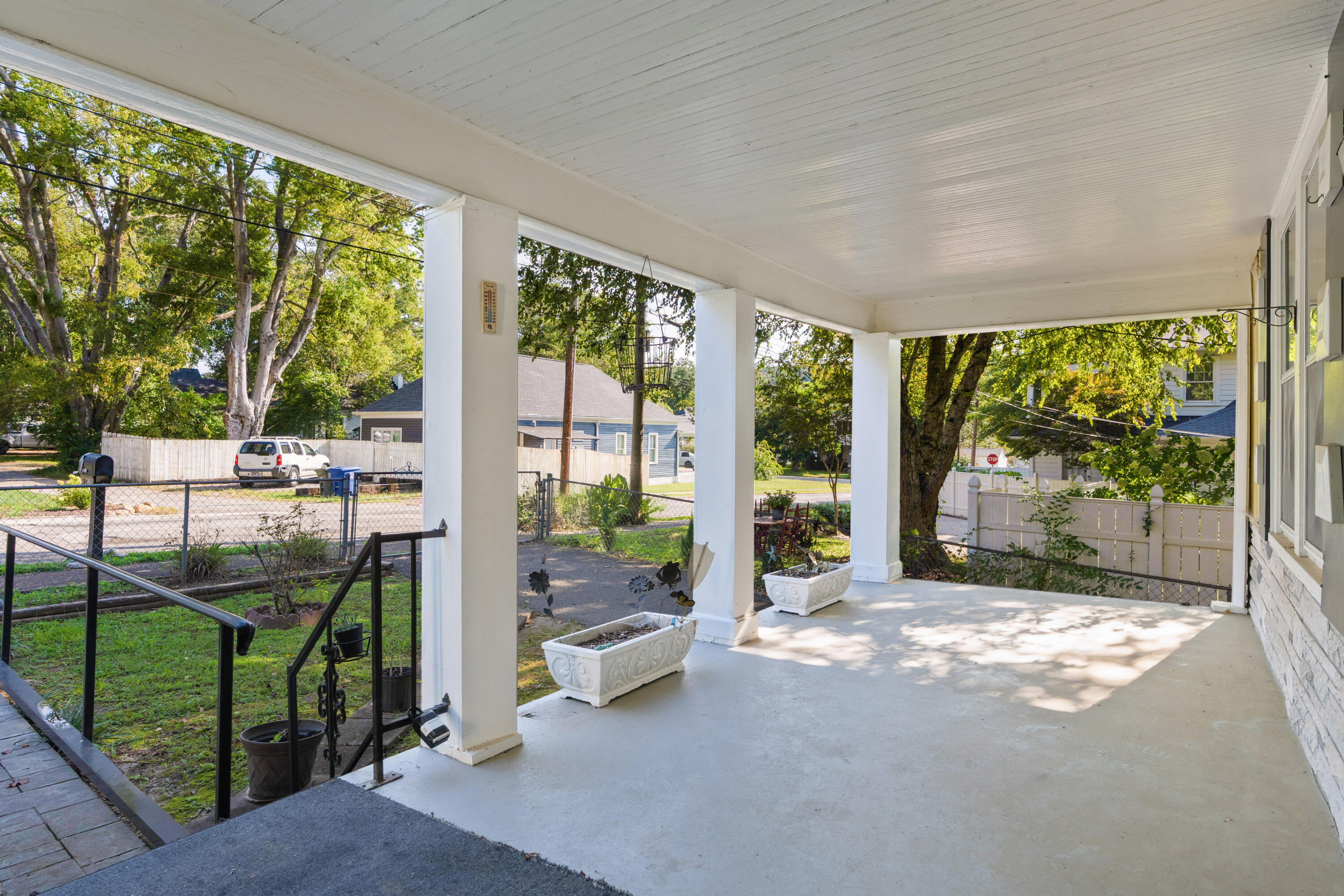1606 W 52nd Street
