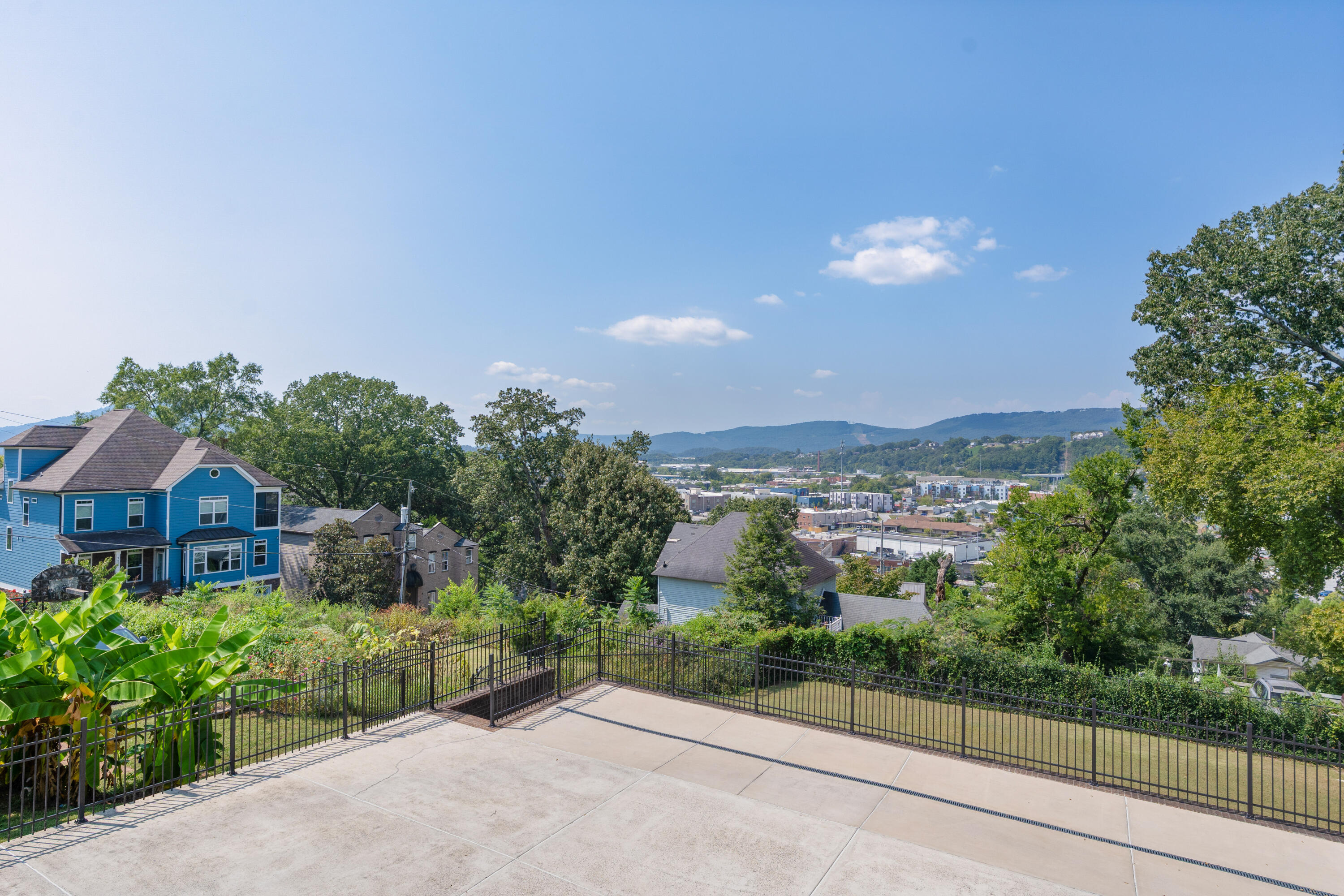 405 Forest Avenue