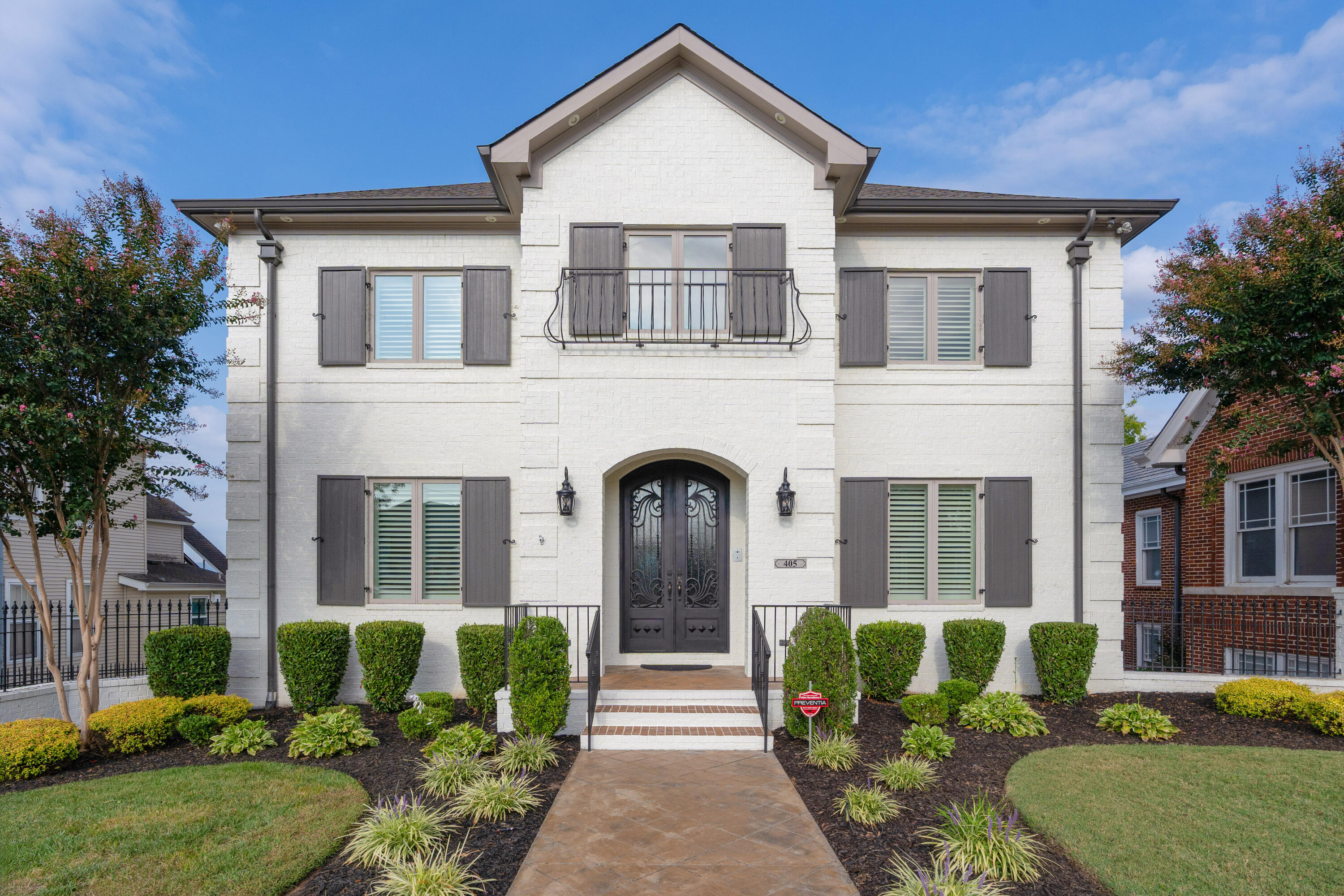 405 Forest Avenue