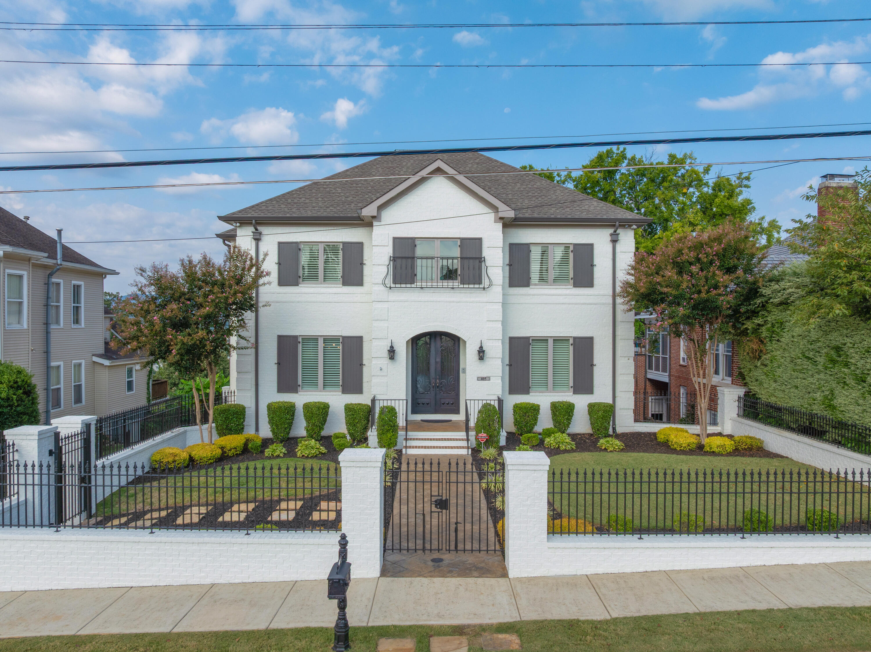 405 Forest Avenue