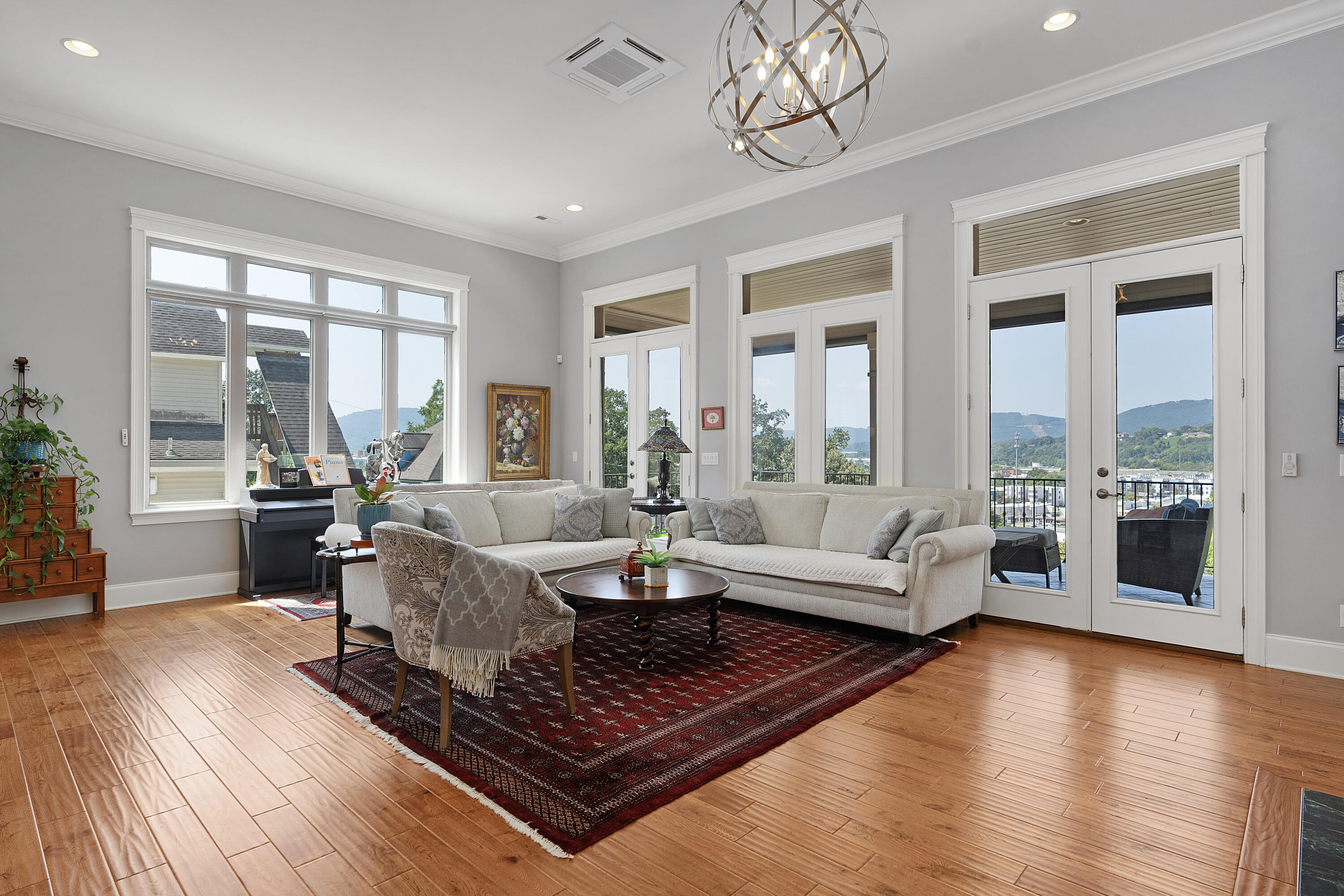 405 Forest Avenue