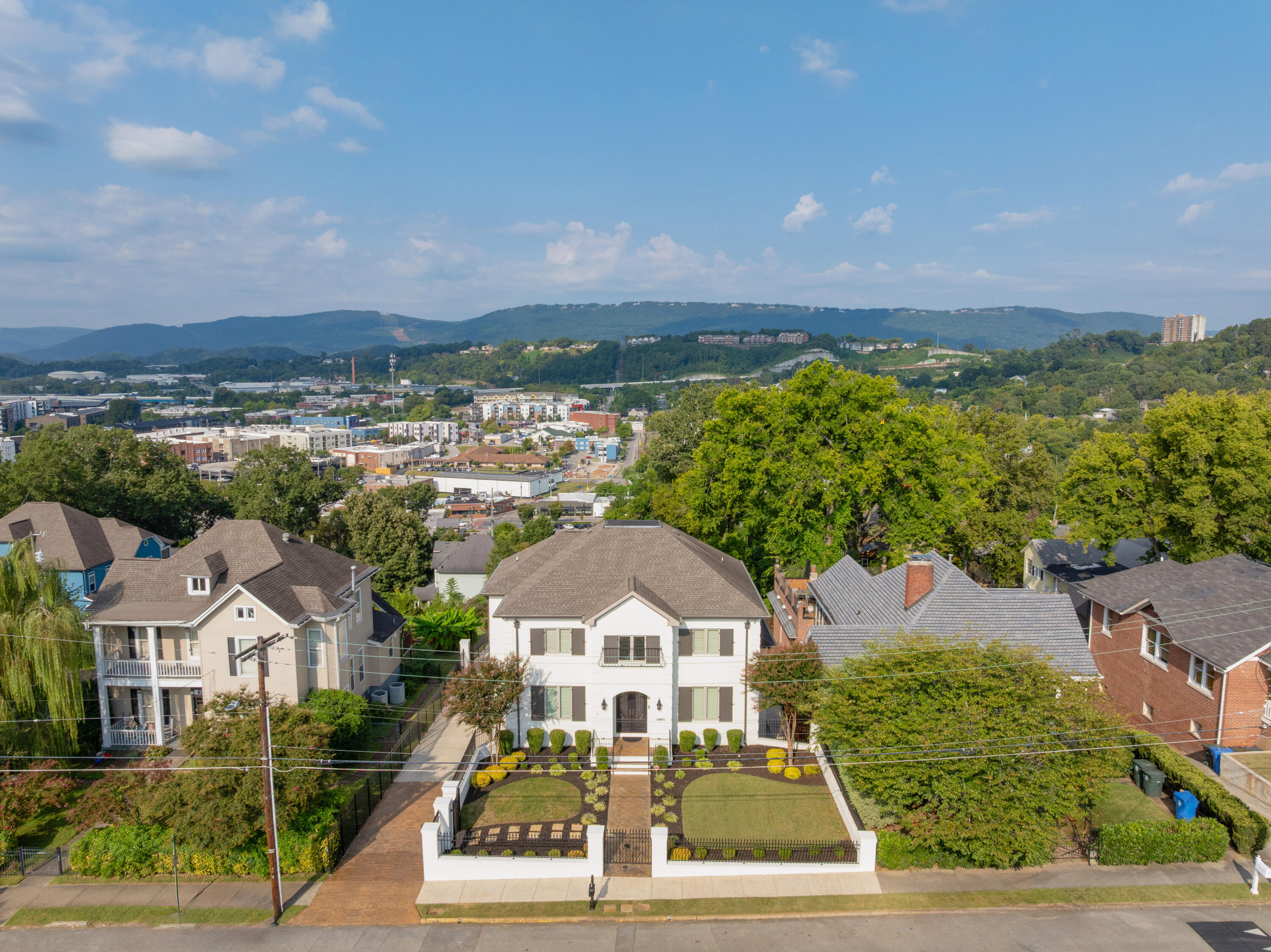 405 Forest Avenue