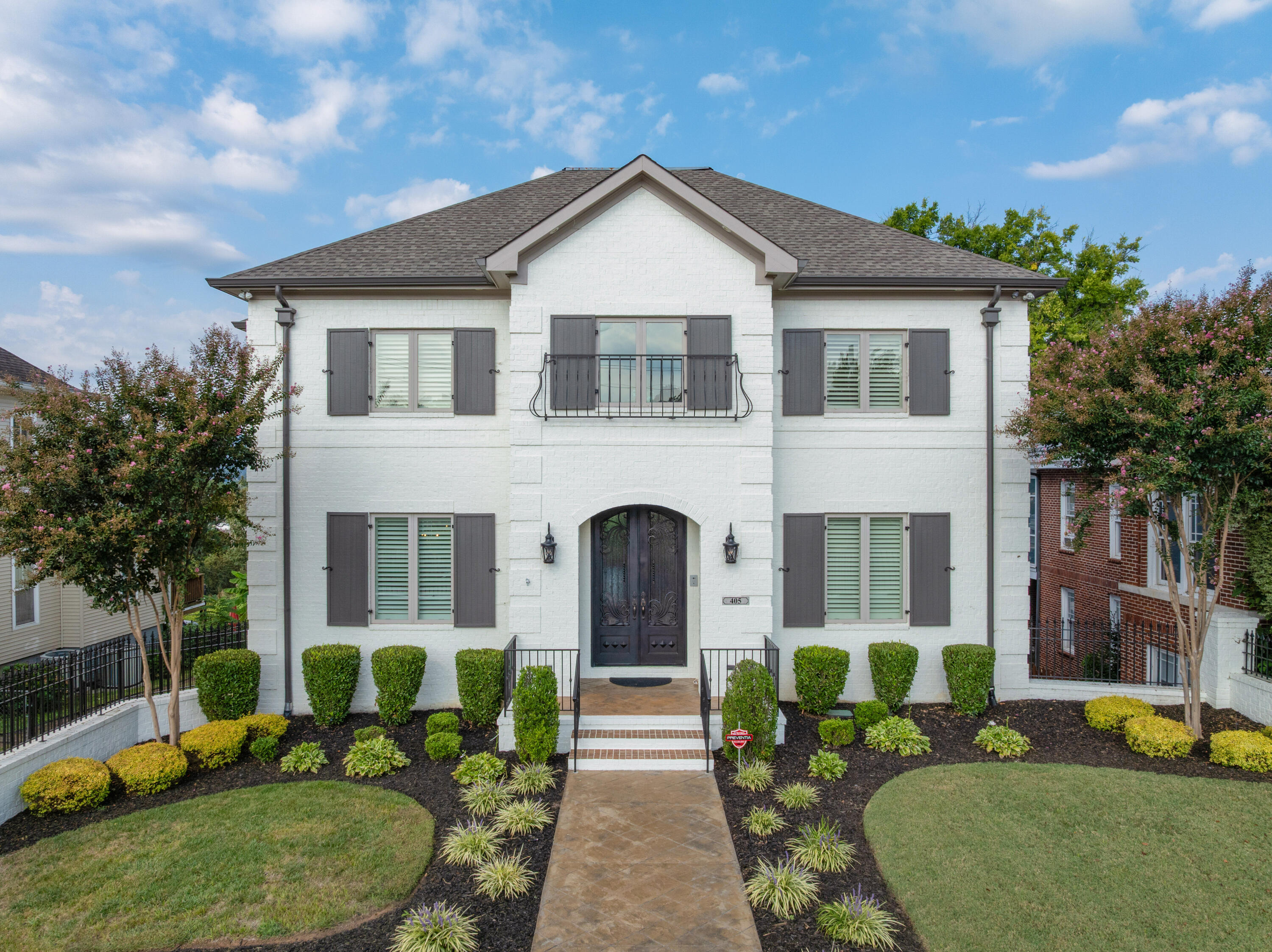 405 Forest Avenue