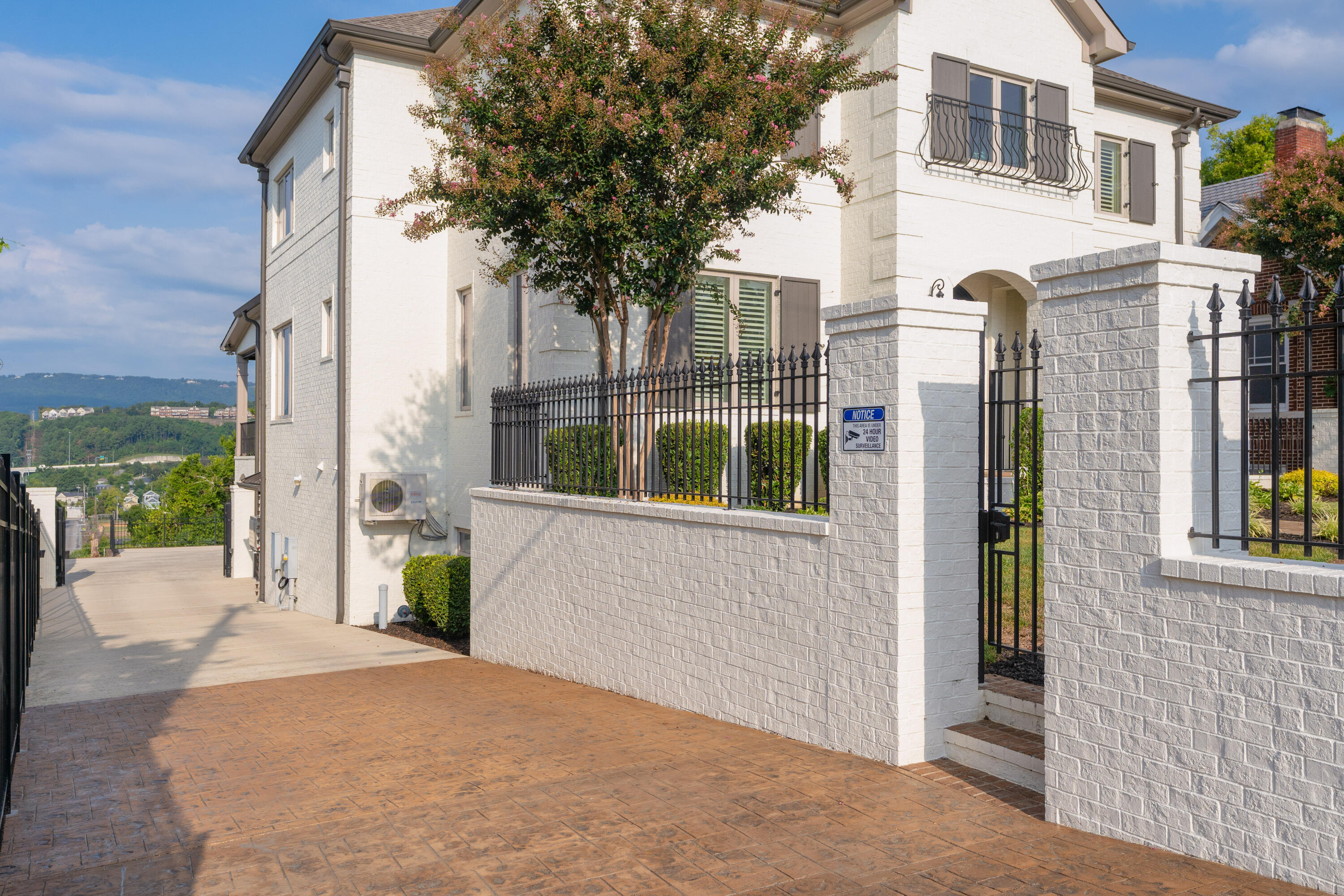 405 Forest Avenue