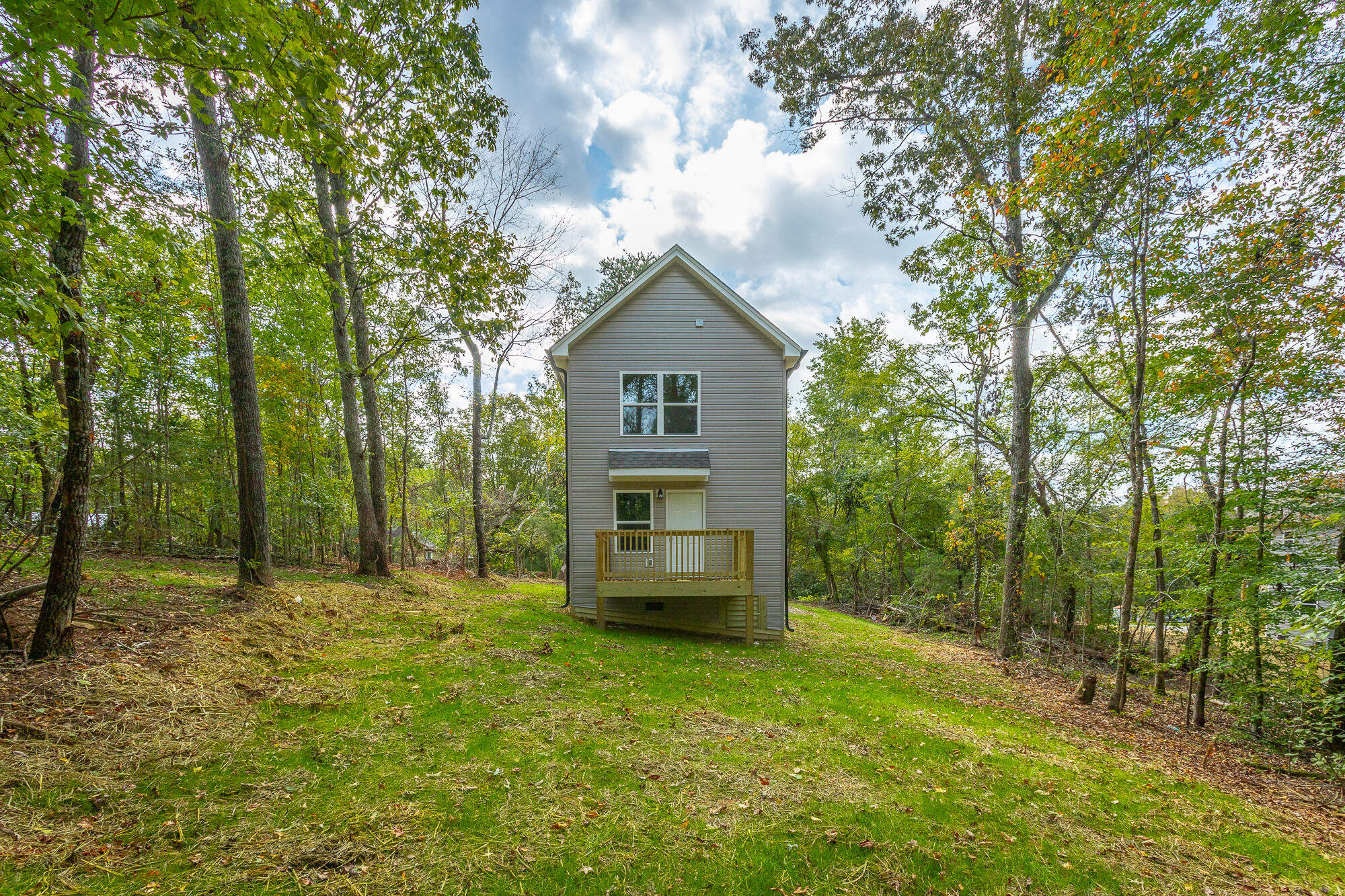 76 Pineway Circle