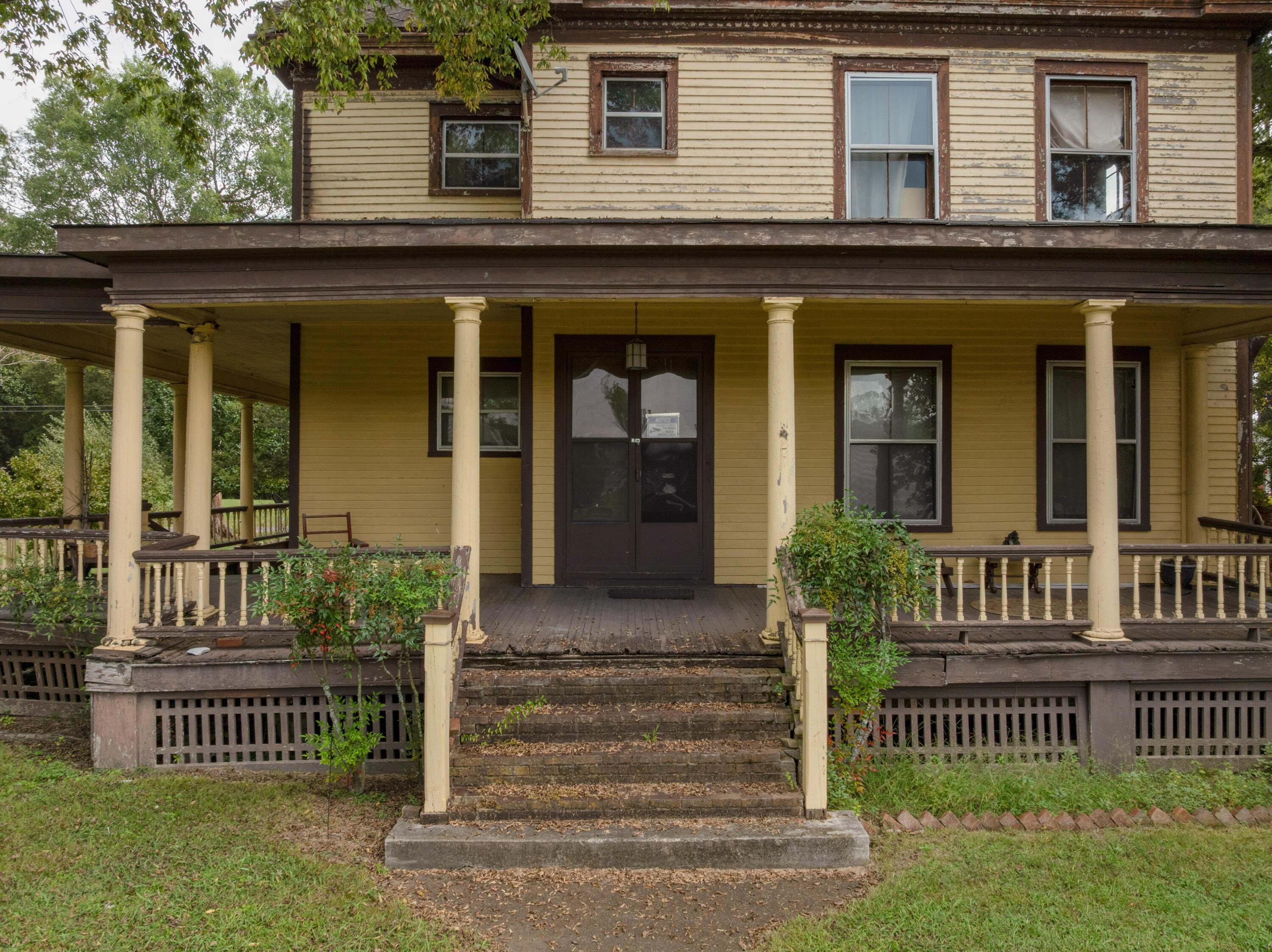 7 Barnhardt Circle