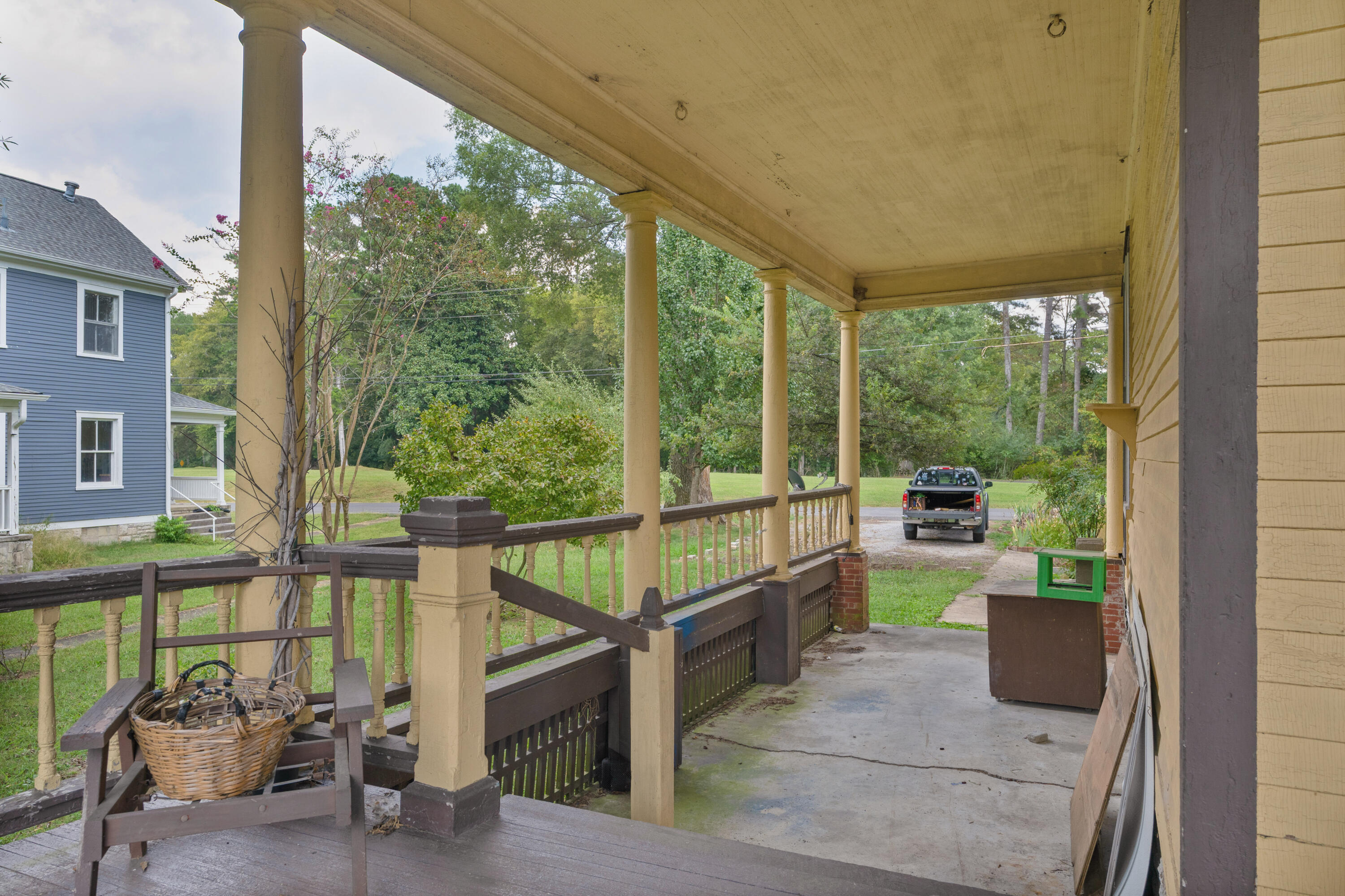 7 Barnhardt Circle