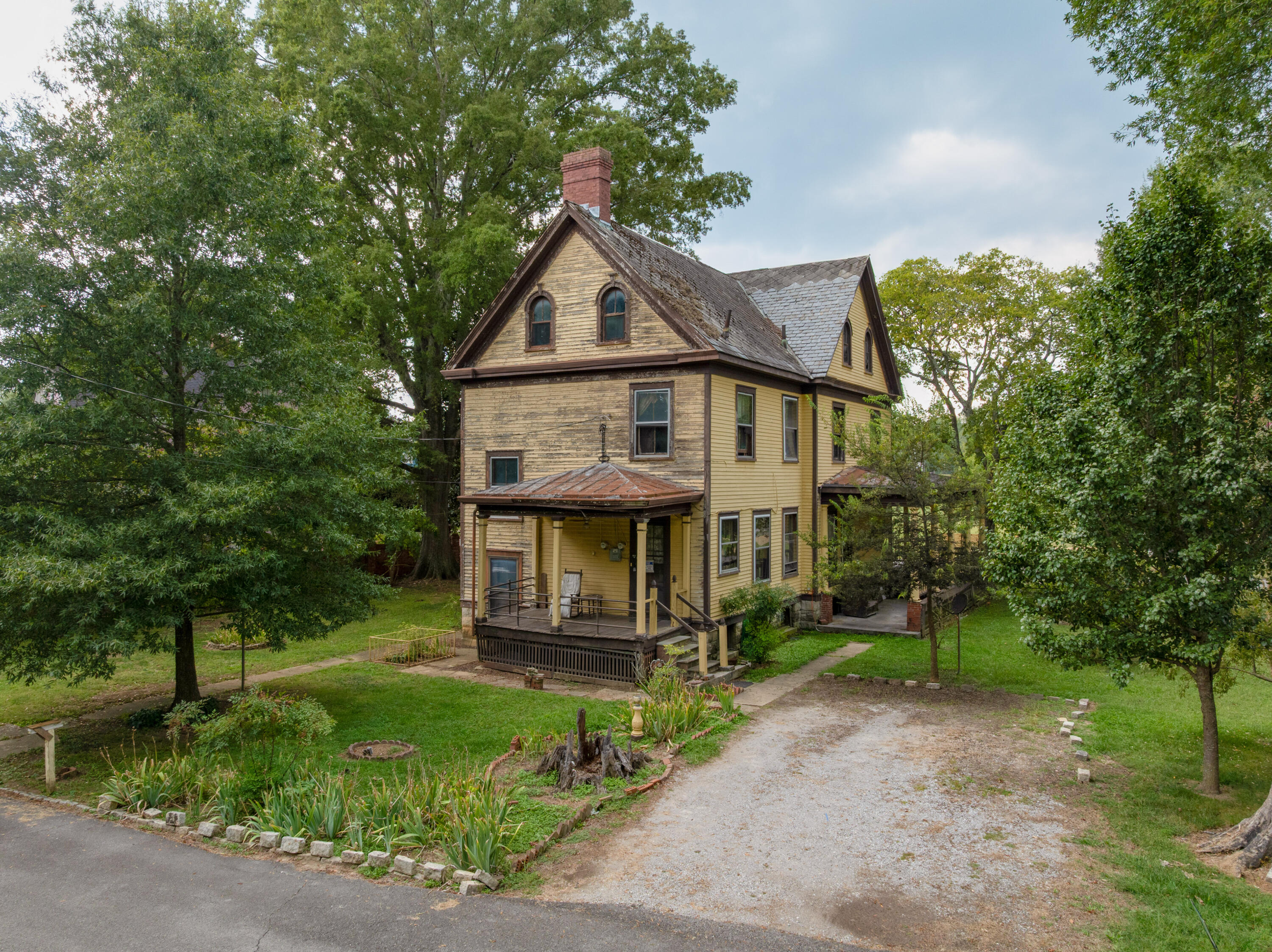 7 Barnhardt Circle