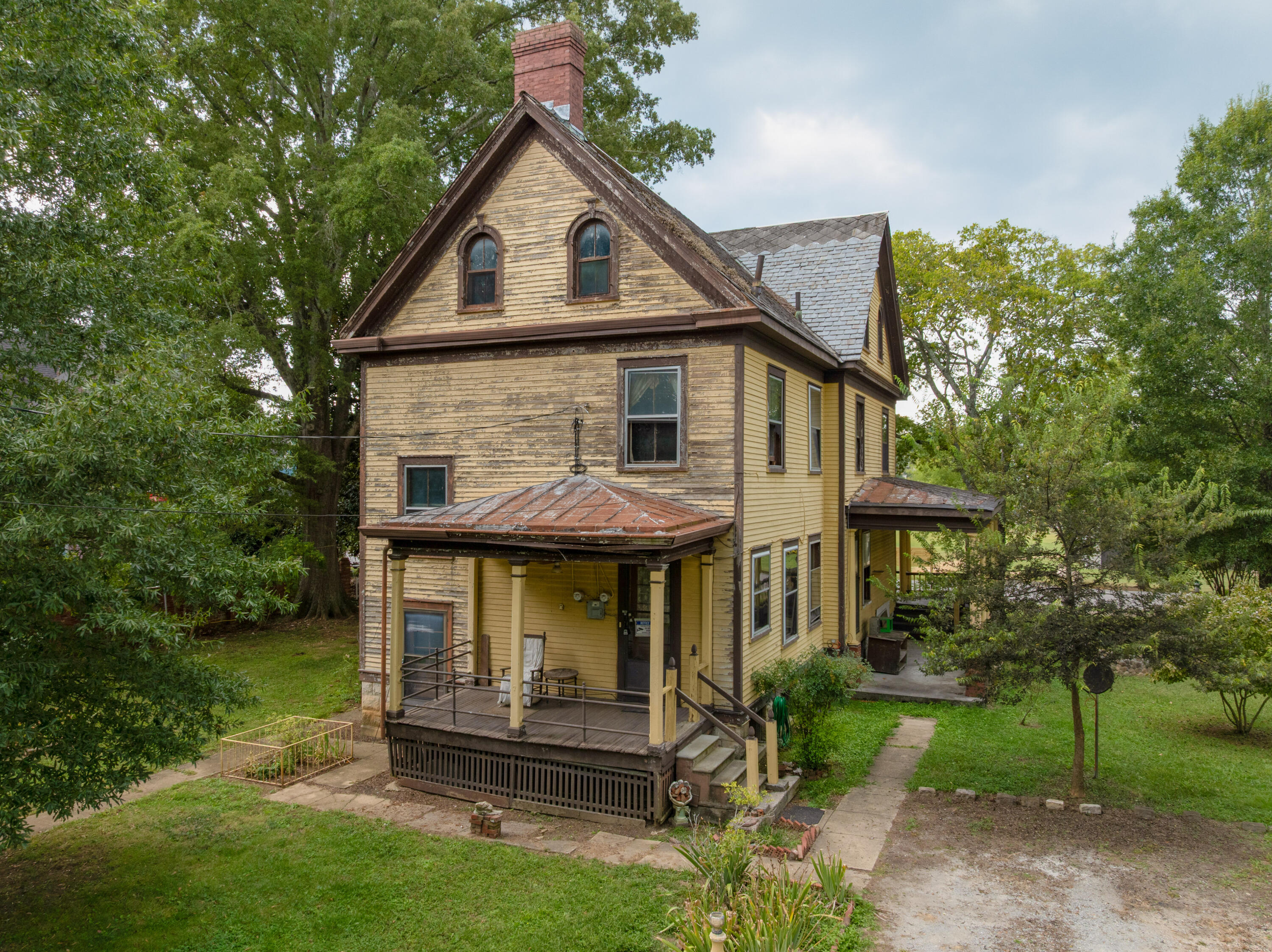 7 Barnhardt Circle