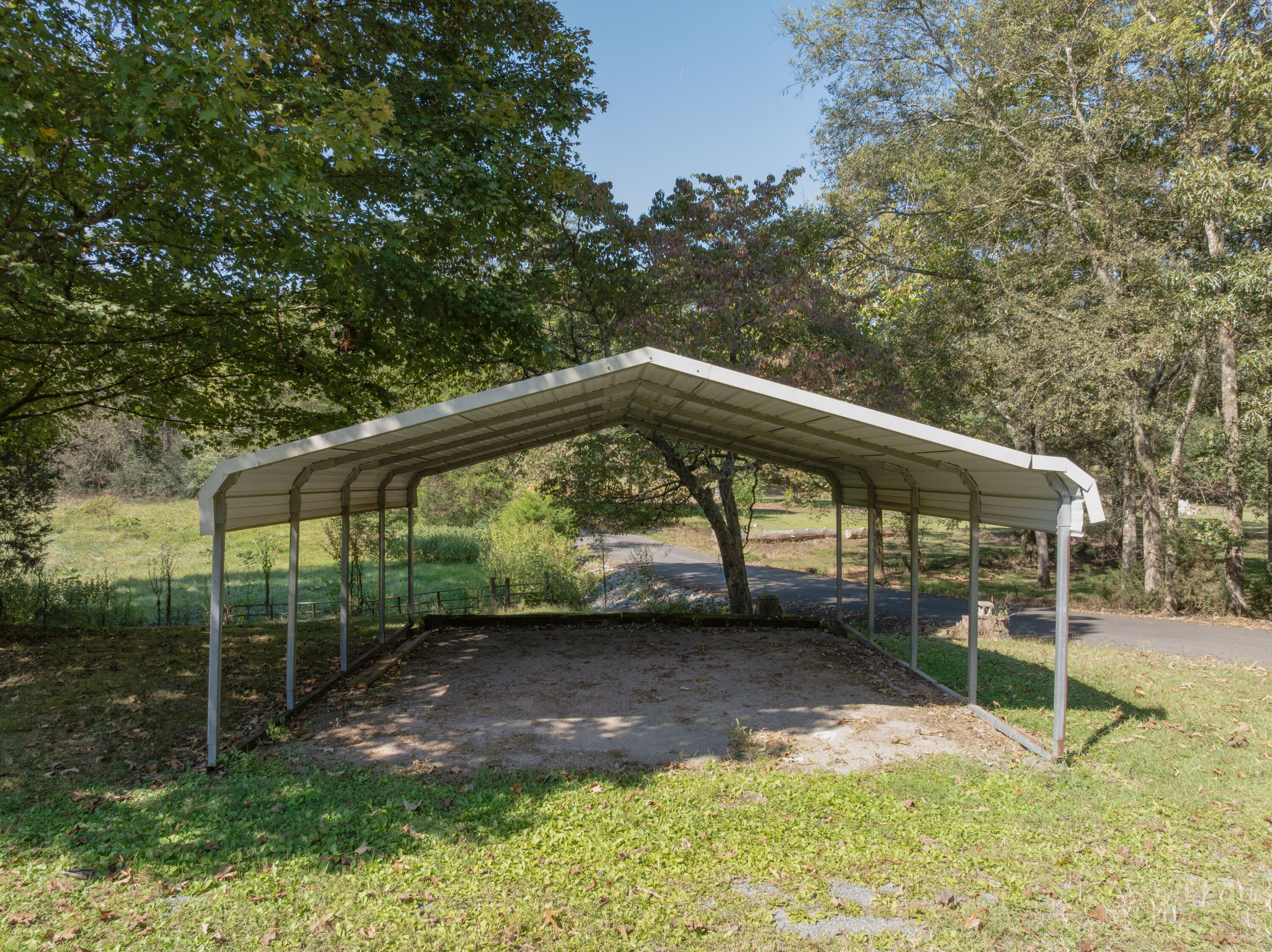 3521 NE Chatata Valley Road