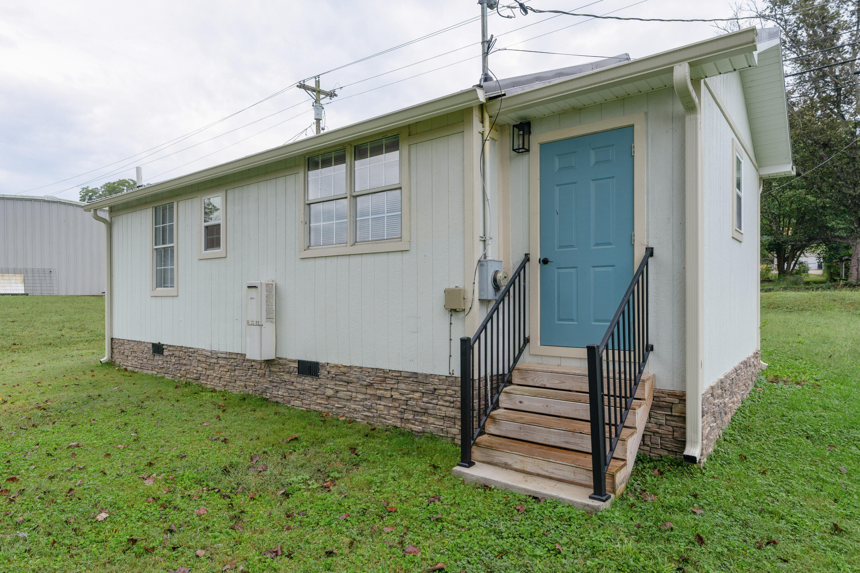 1105 Elm Avenue