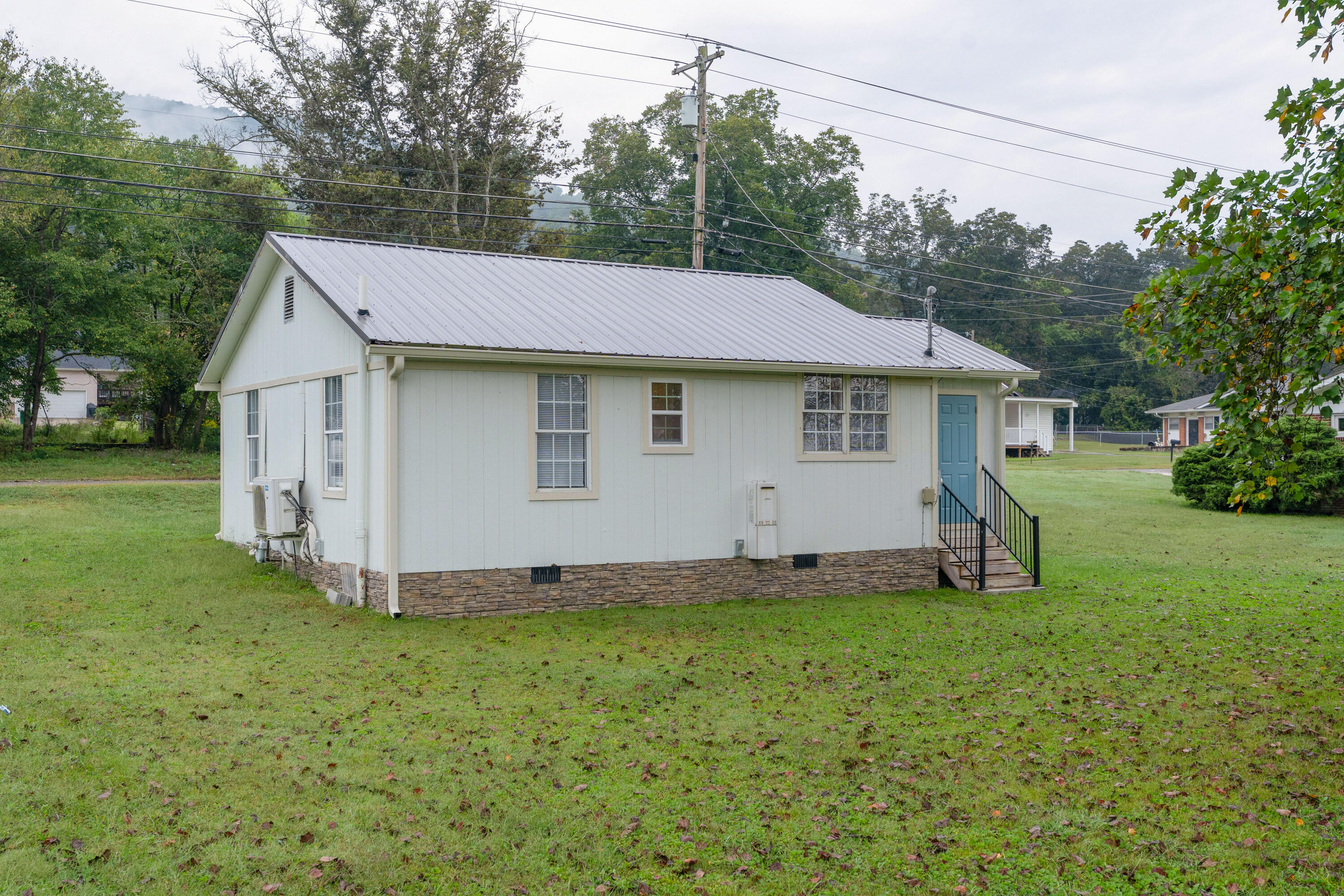 1105 Elm Avenue