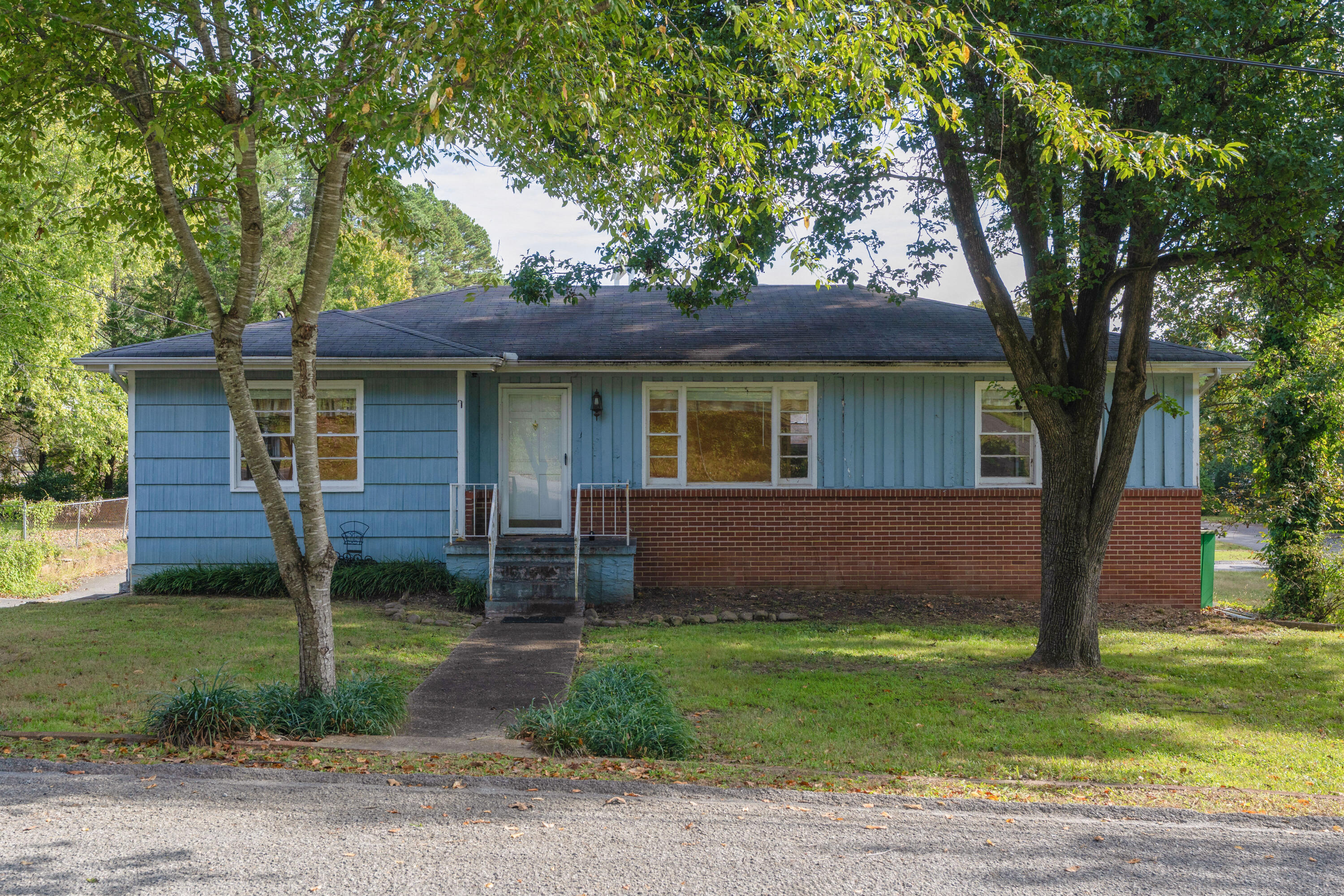 3351 Black Oak Circle