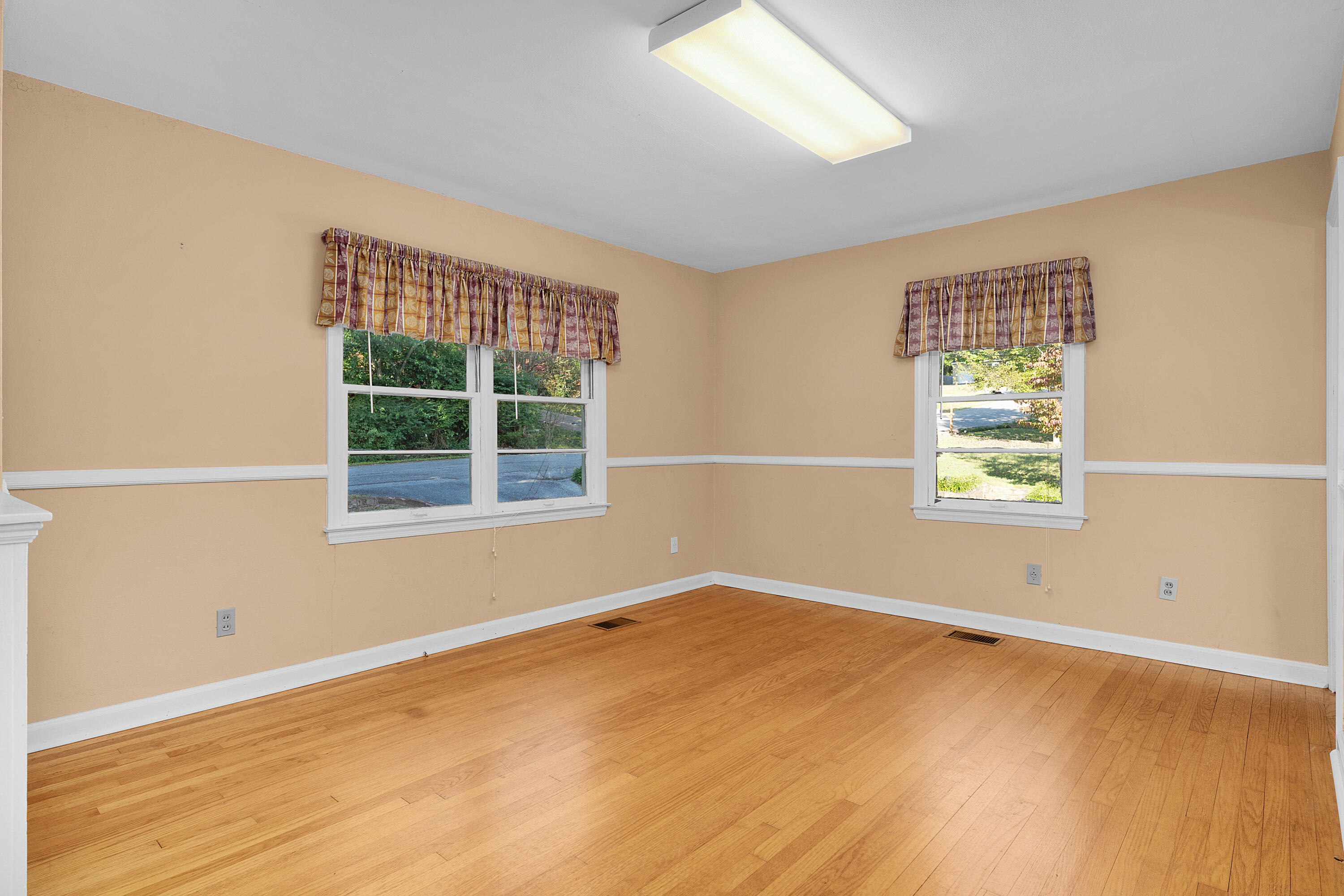 3351 Black Oak Circle