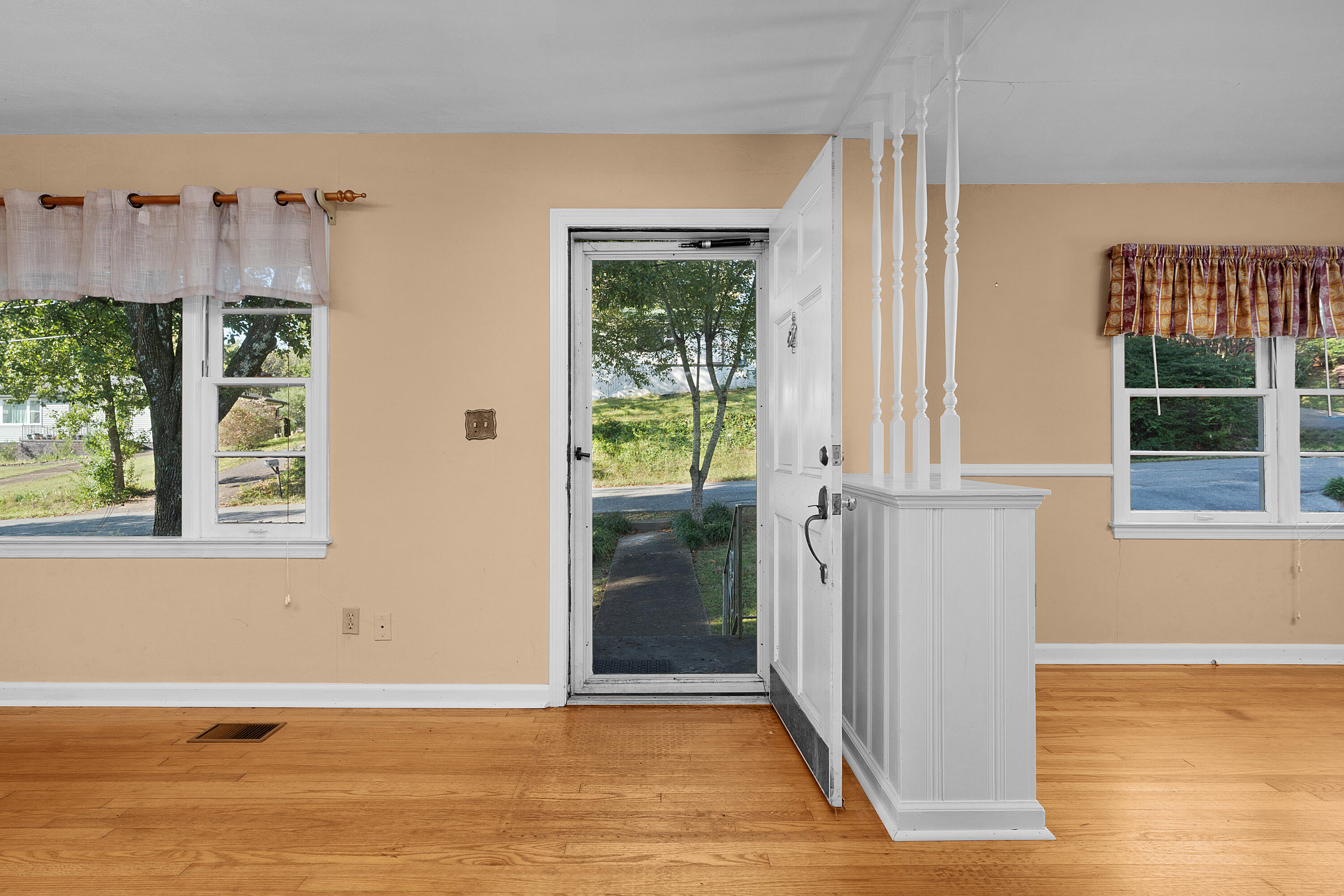 3351 Black Oak Circle