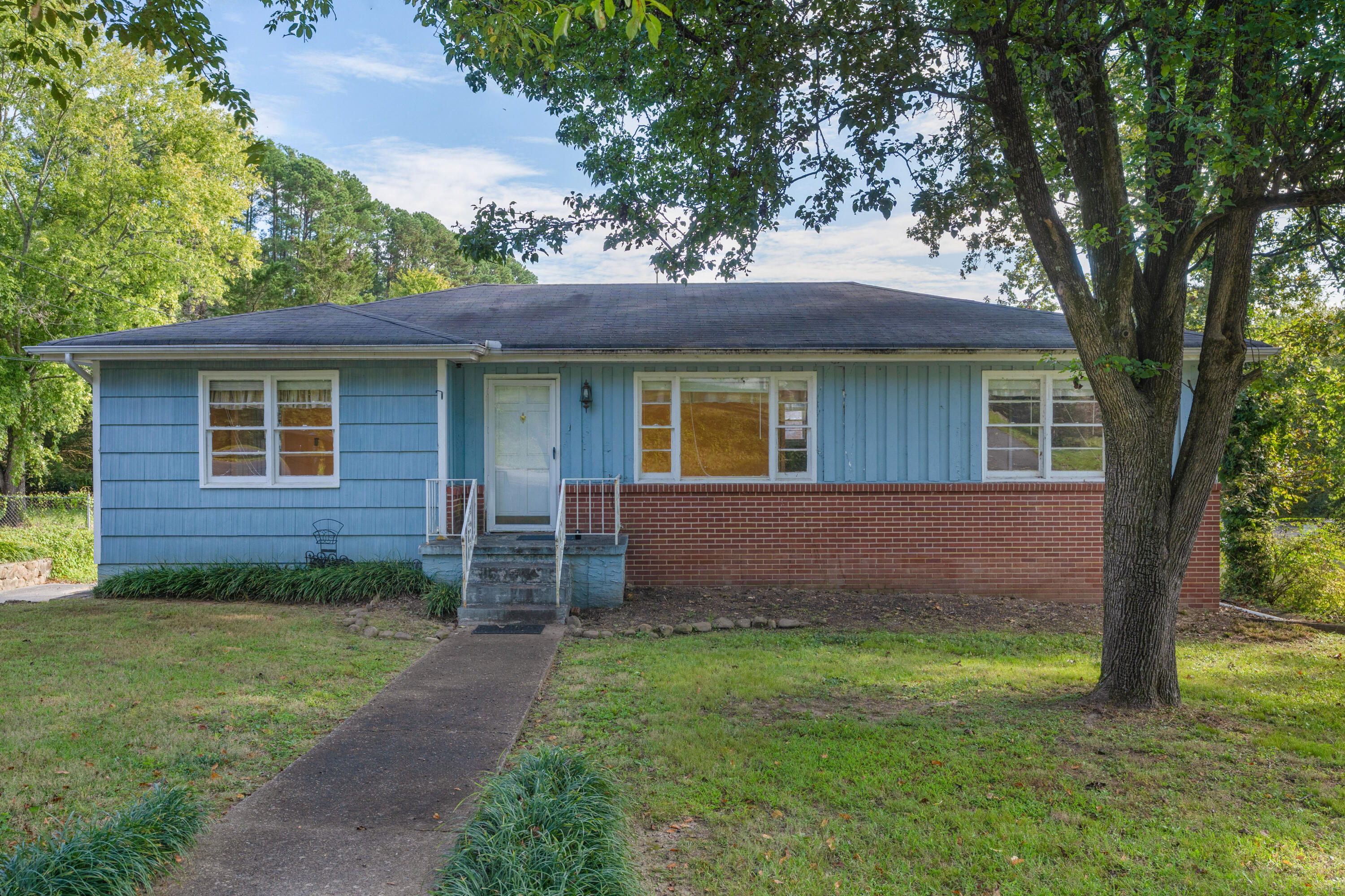 3351 Black Oak Circle