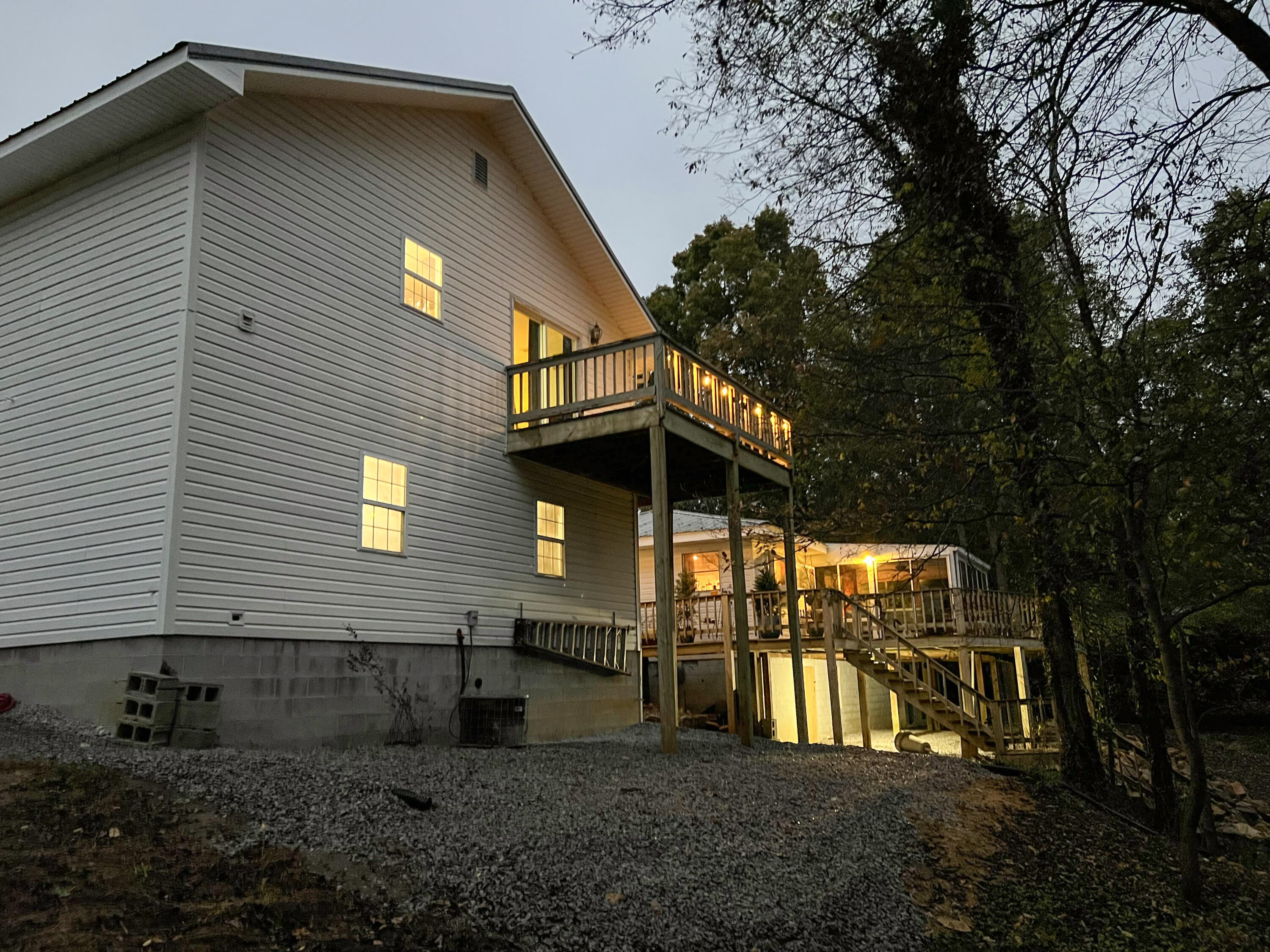 1573 Highway 157