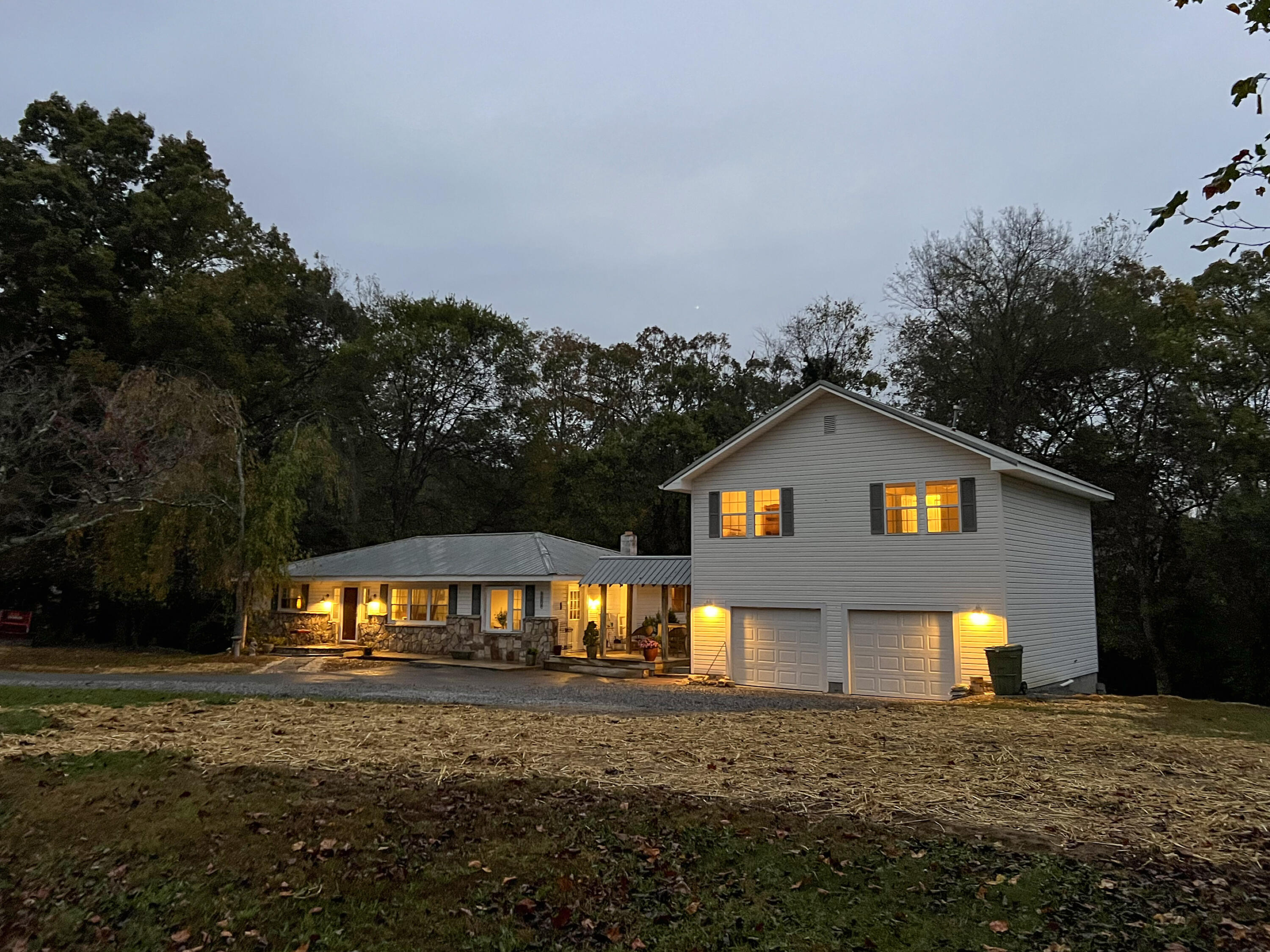 1573 Highway 157