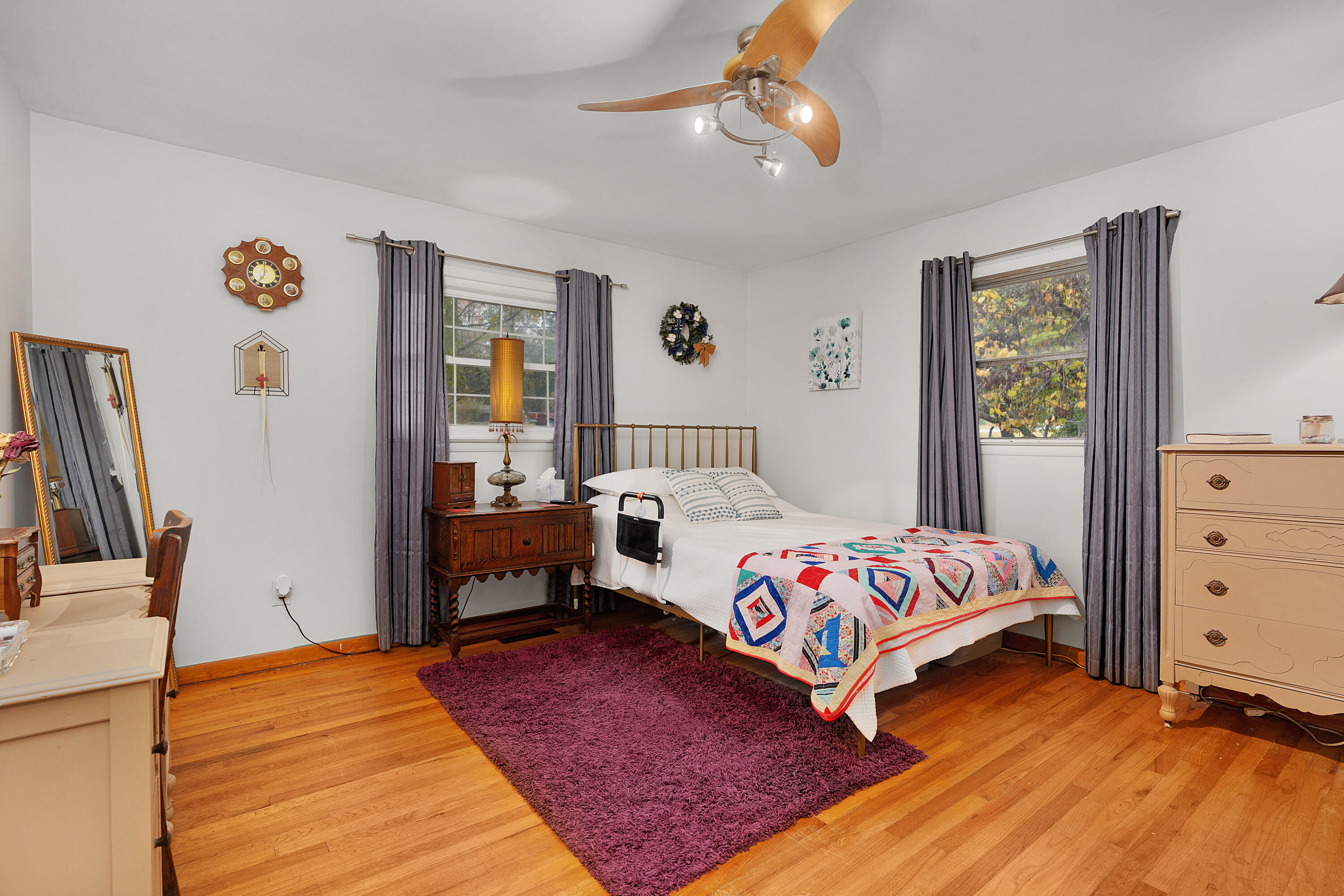 1573 Highway 157
