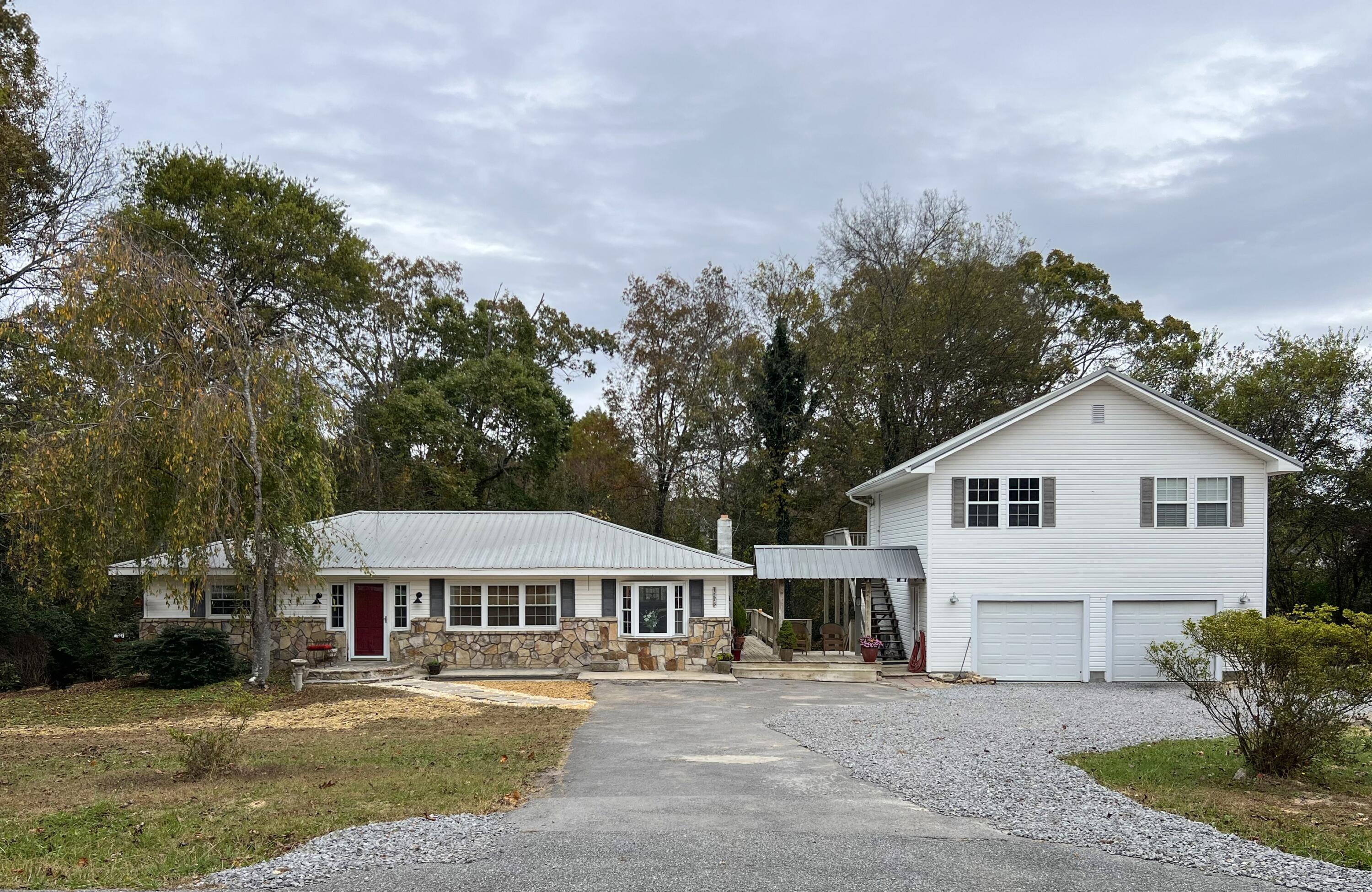1573 Highway 157