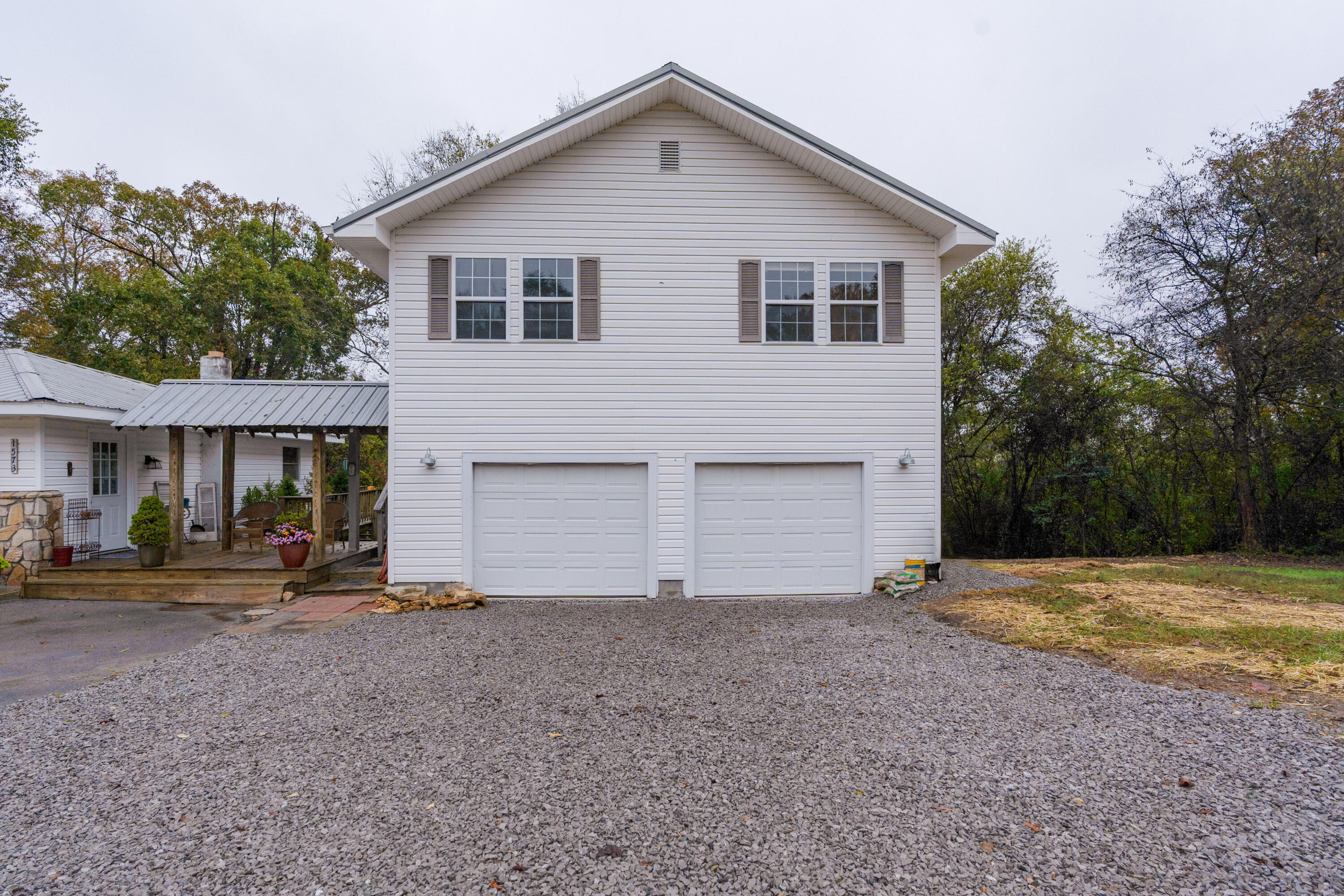1573 Highway 157