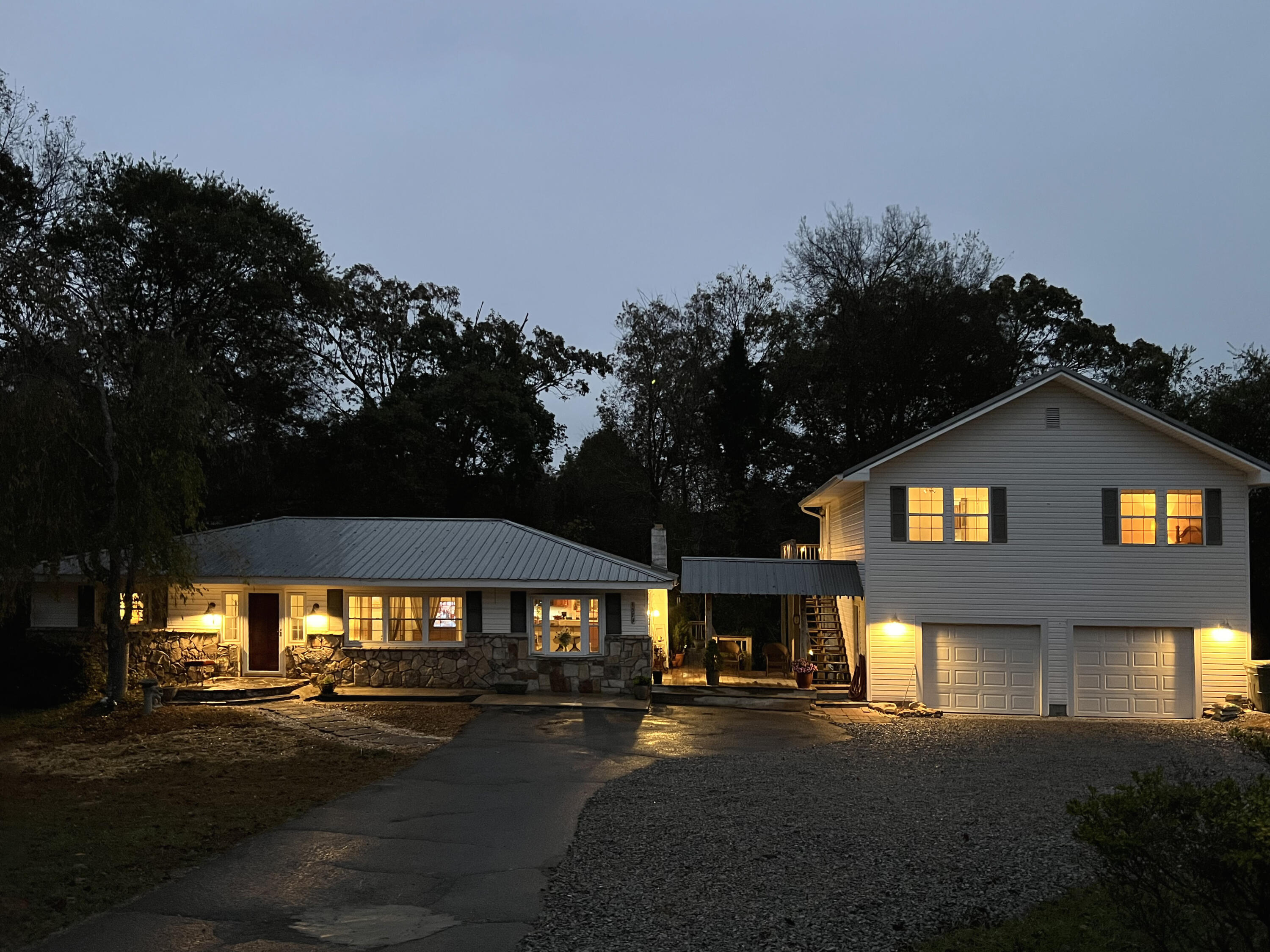 1573 Highway 157