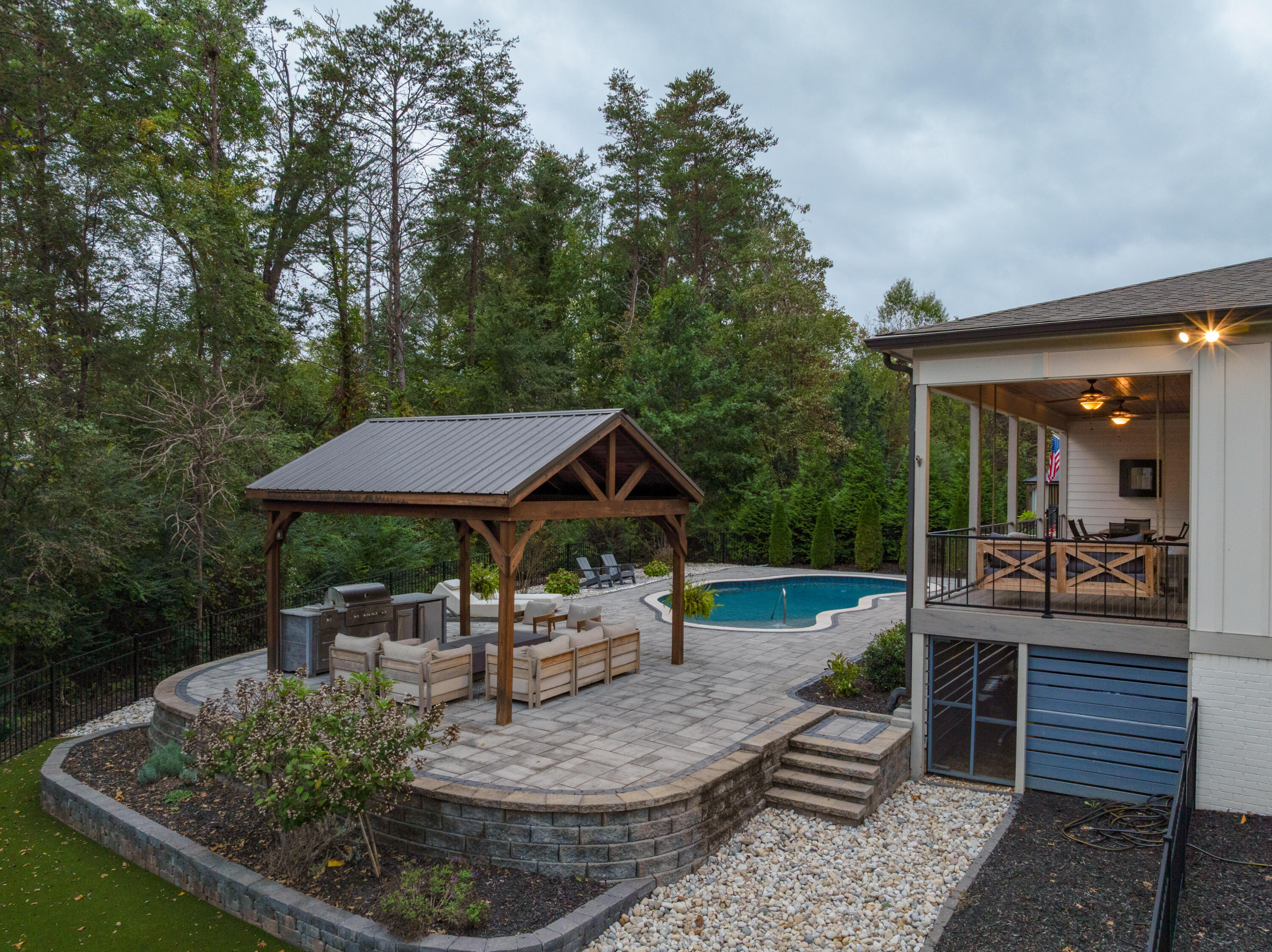 9550 Wolf Creek Trail