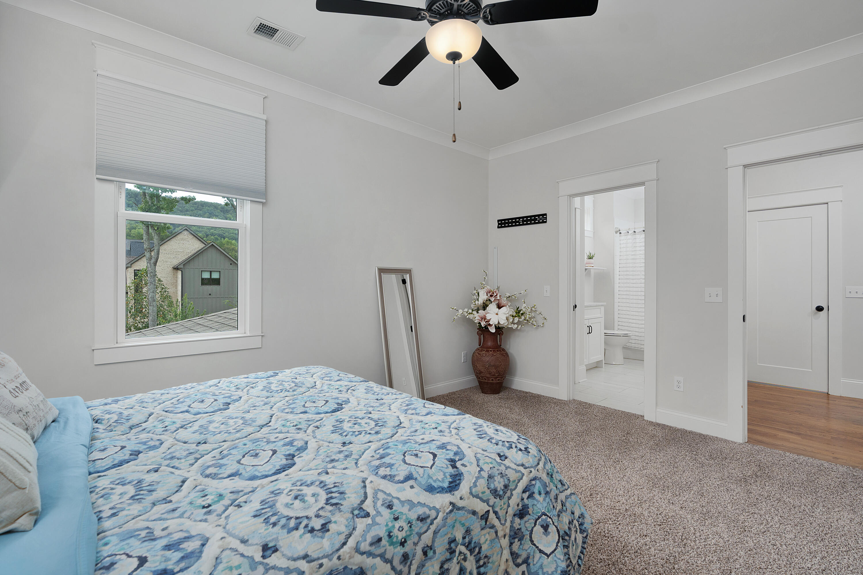 9550 Wolf Creek Trail