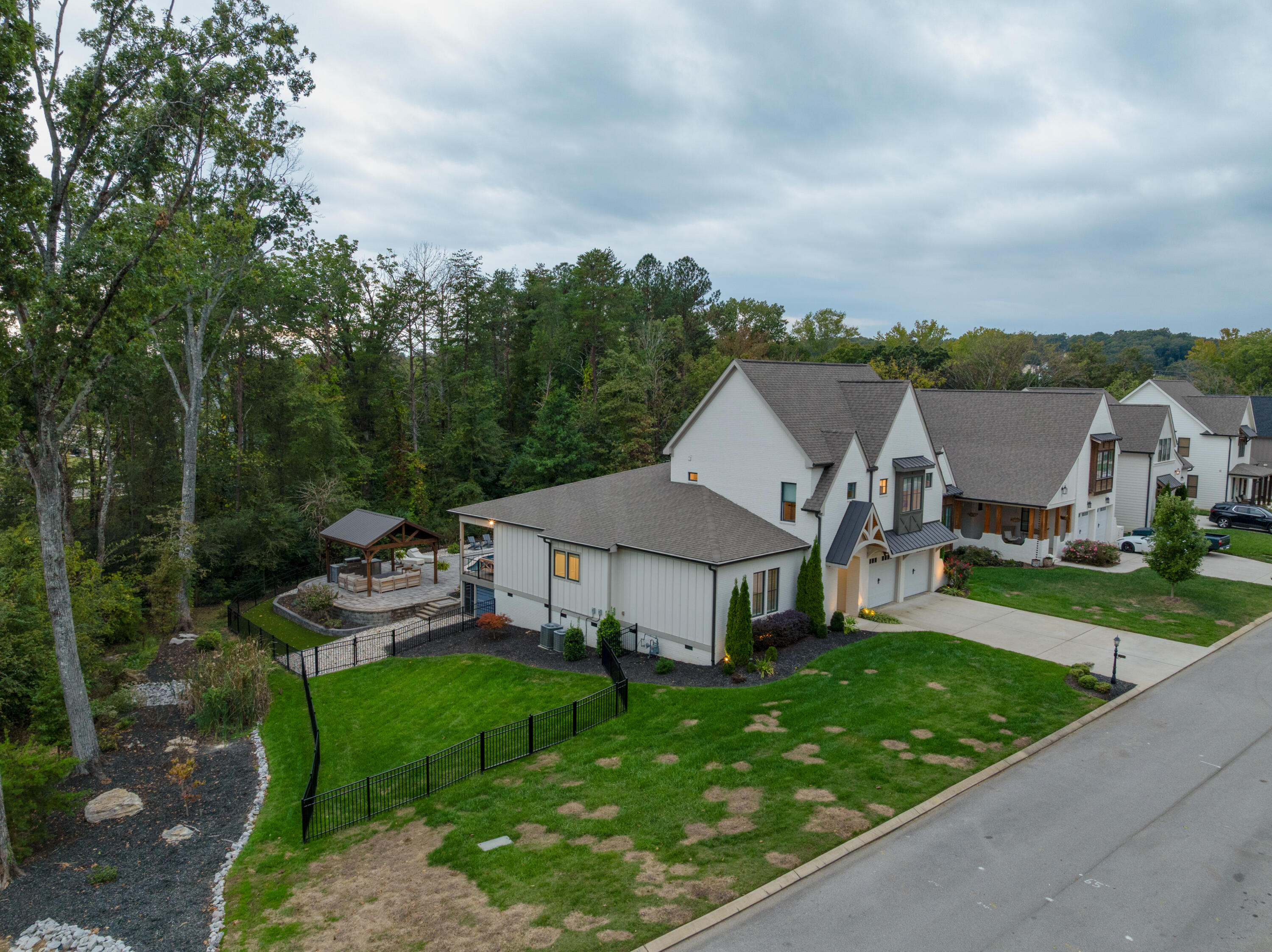 9550 Wolf Creek Trail