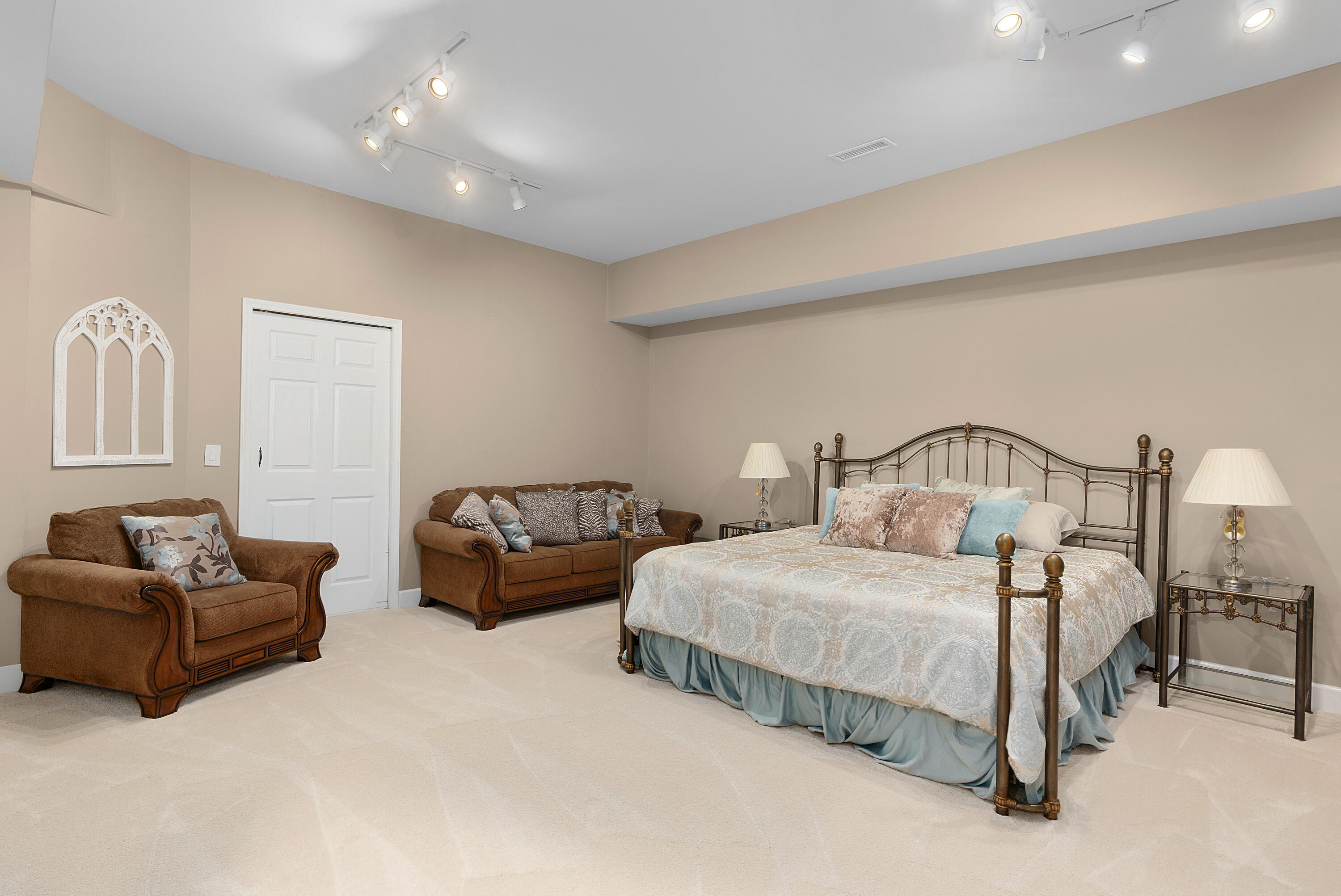 9244 Hidden Mountain Drive