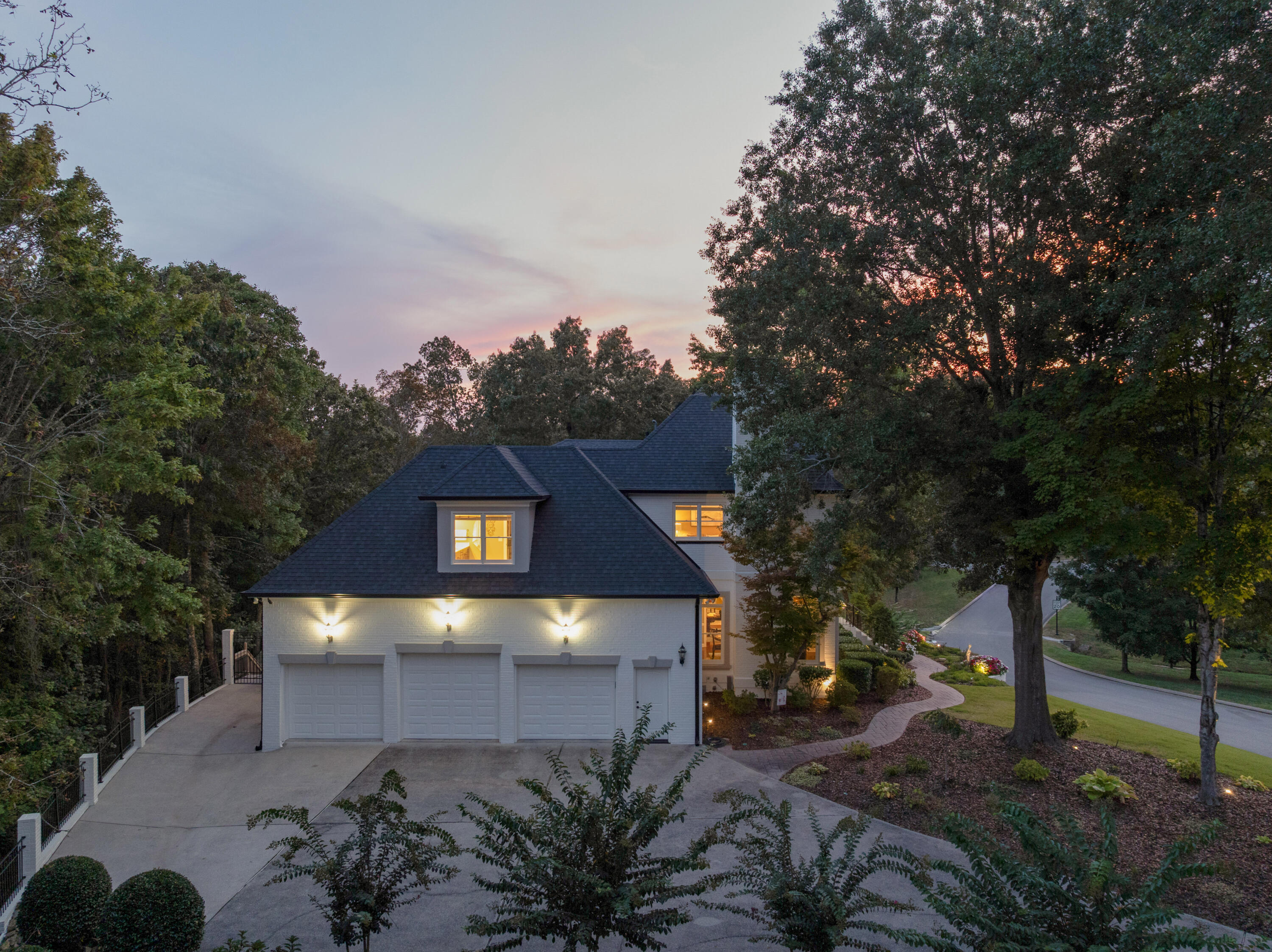 9244 Hidden Mountain Drive