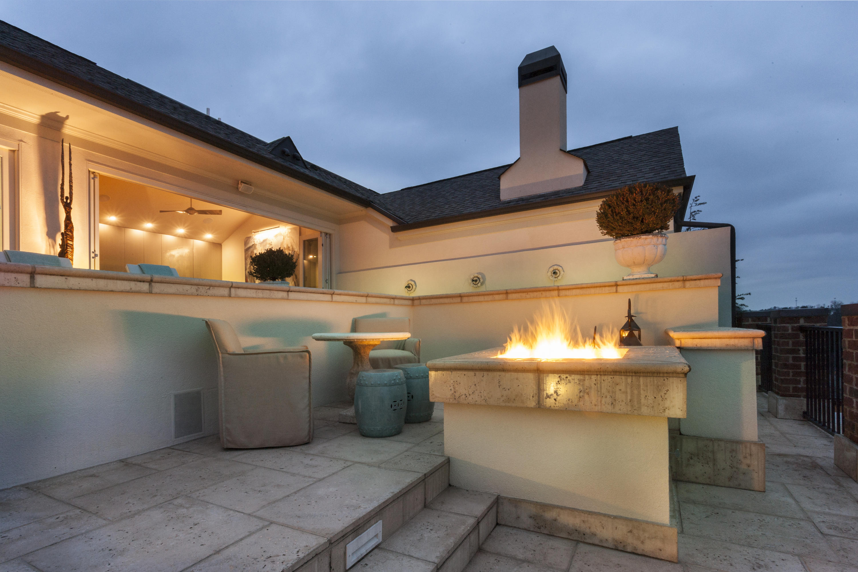 554 Whitehall Road, 124