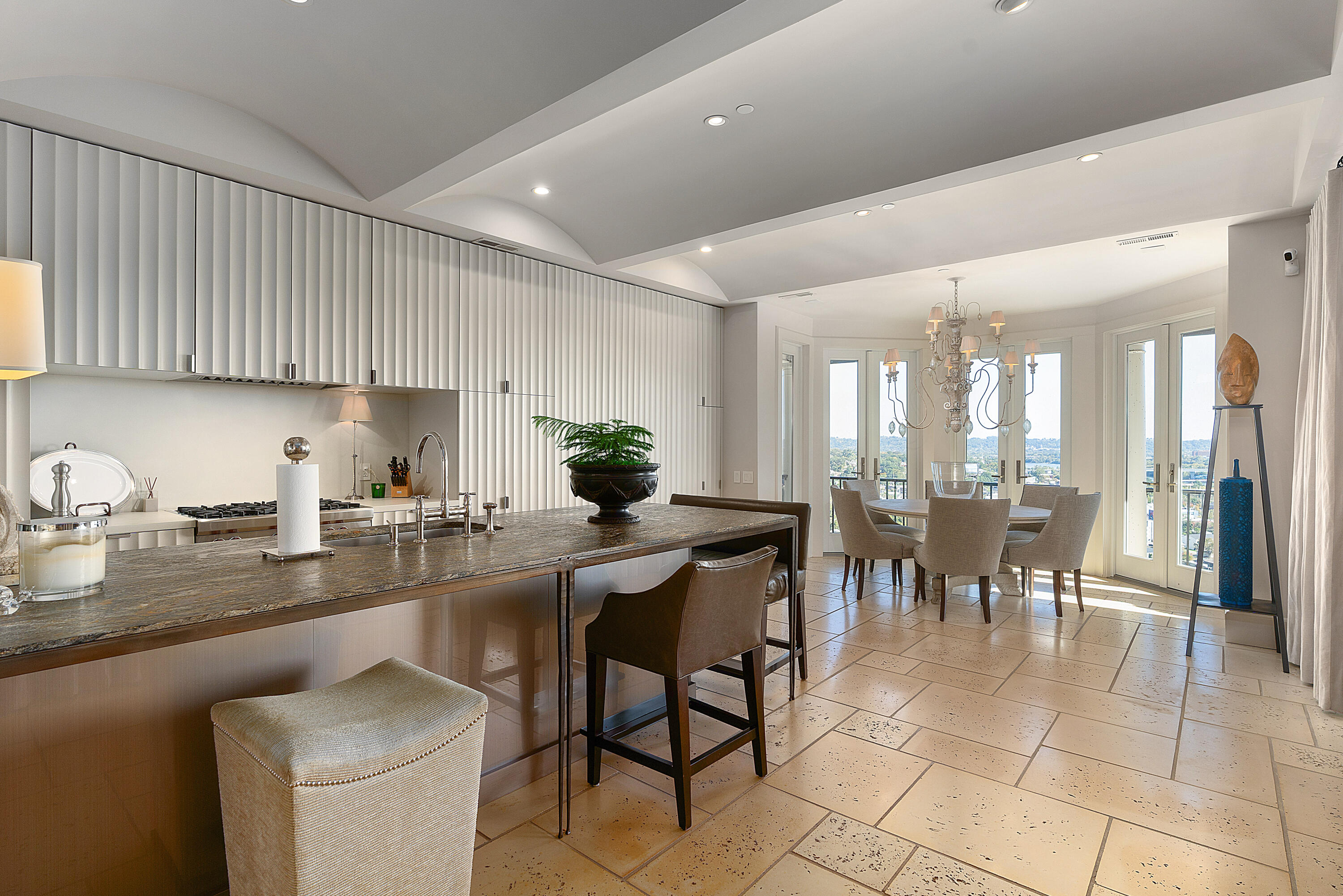 554 Whitehall Road, 124