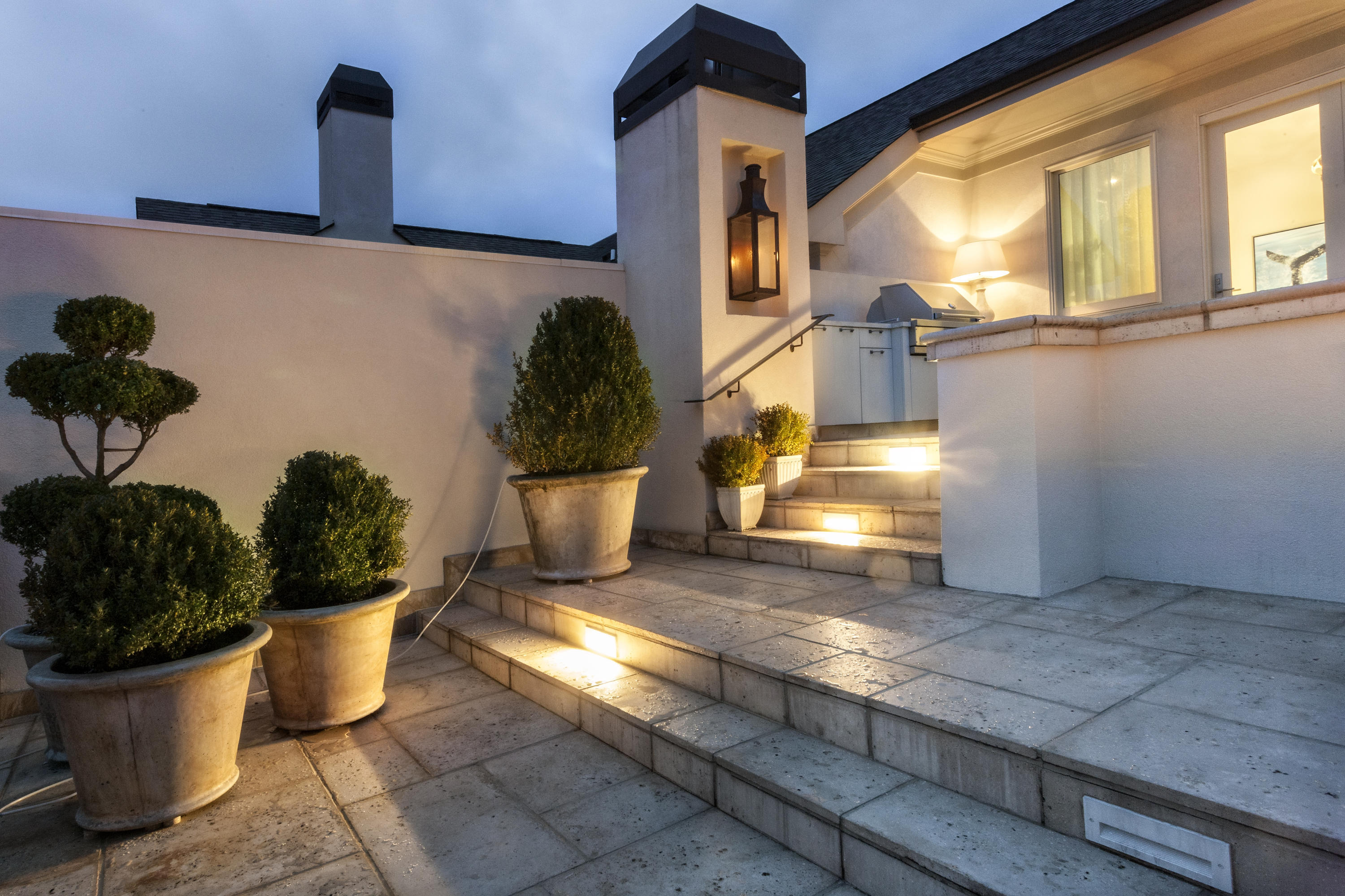 554 Whitehall Road, 124