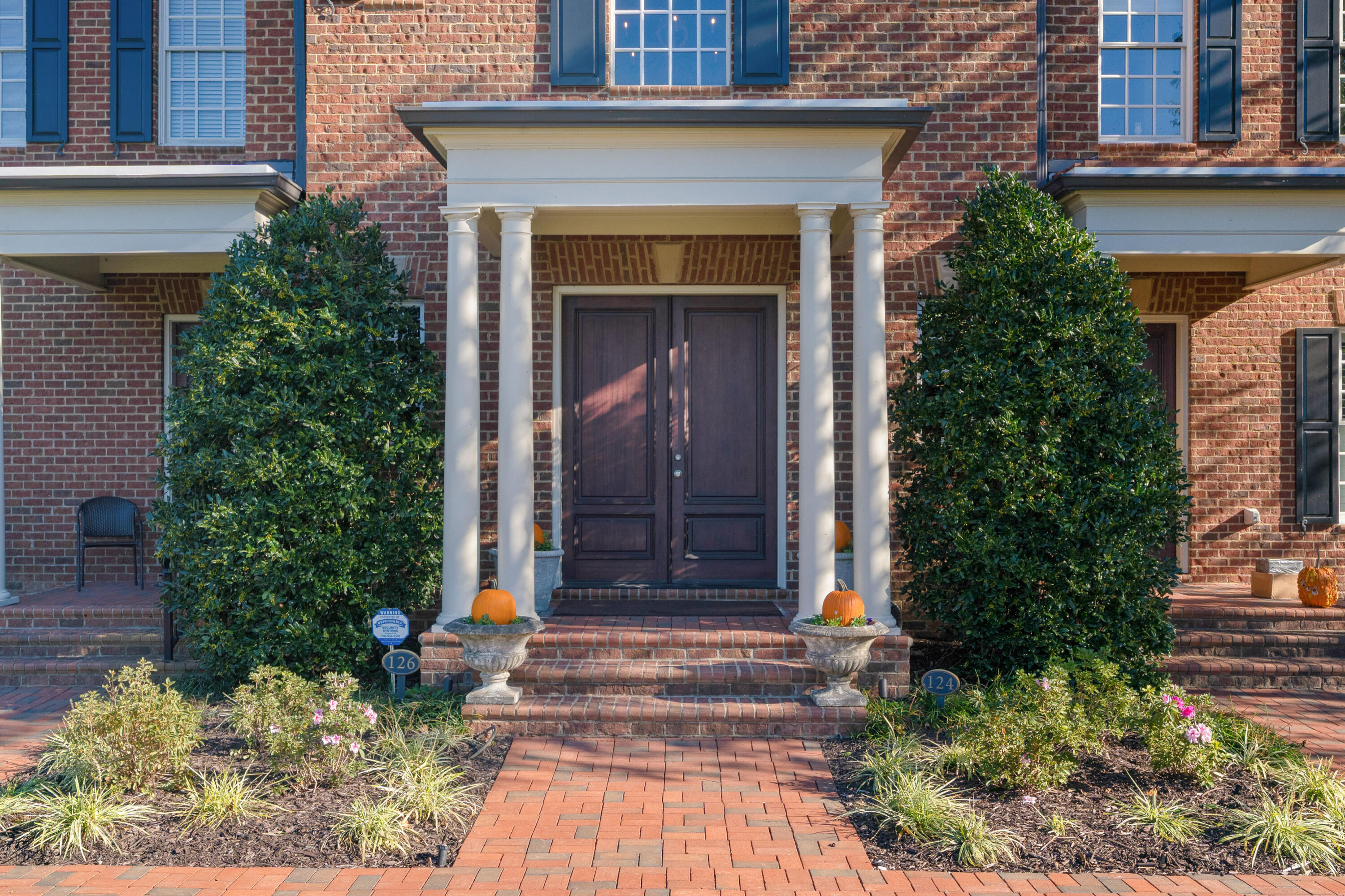 554 Whitehall Road, 124