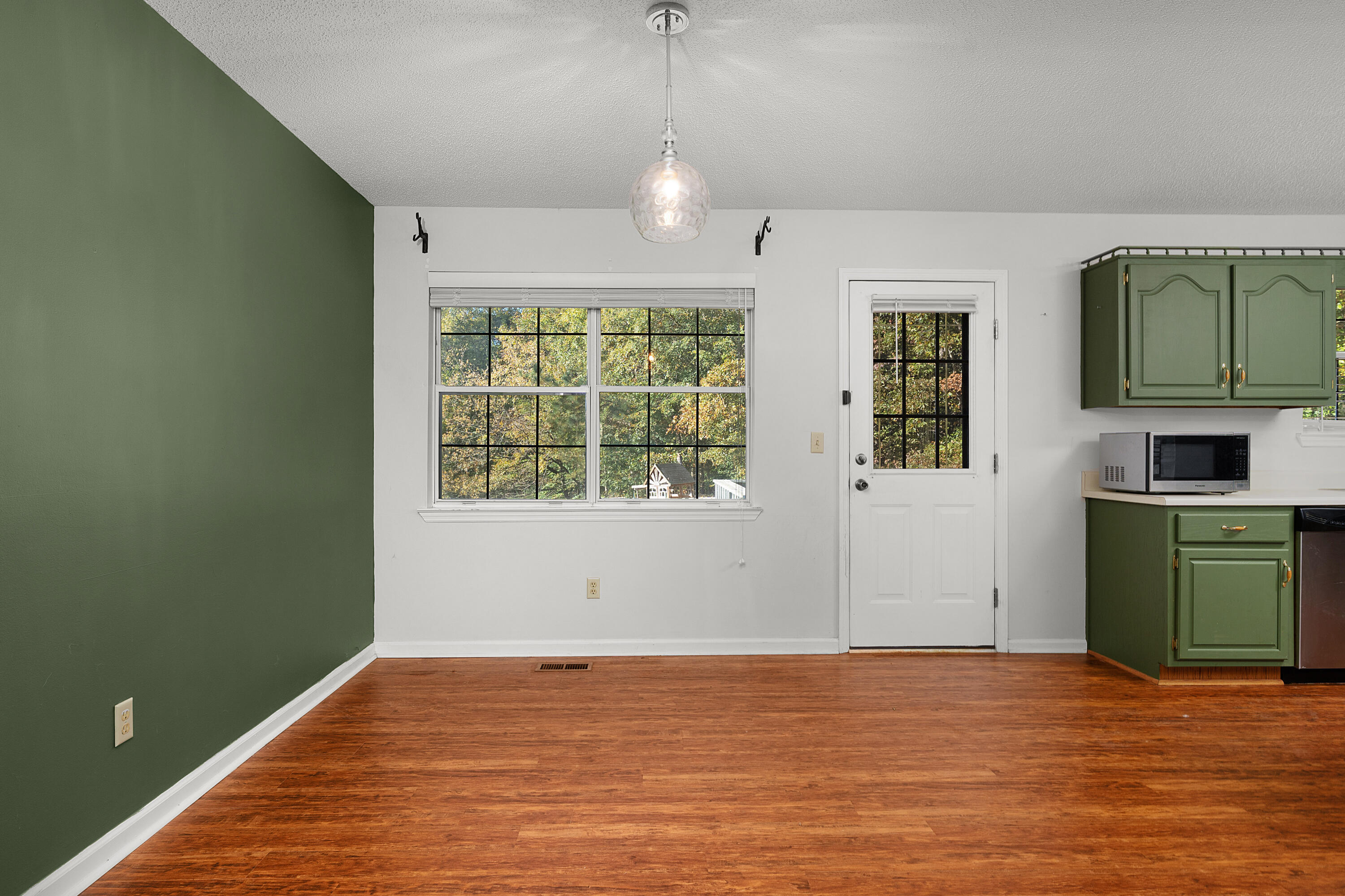 203 Spring Valley Lane