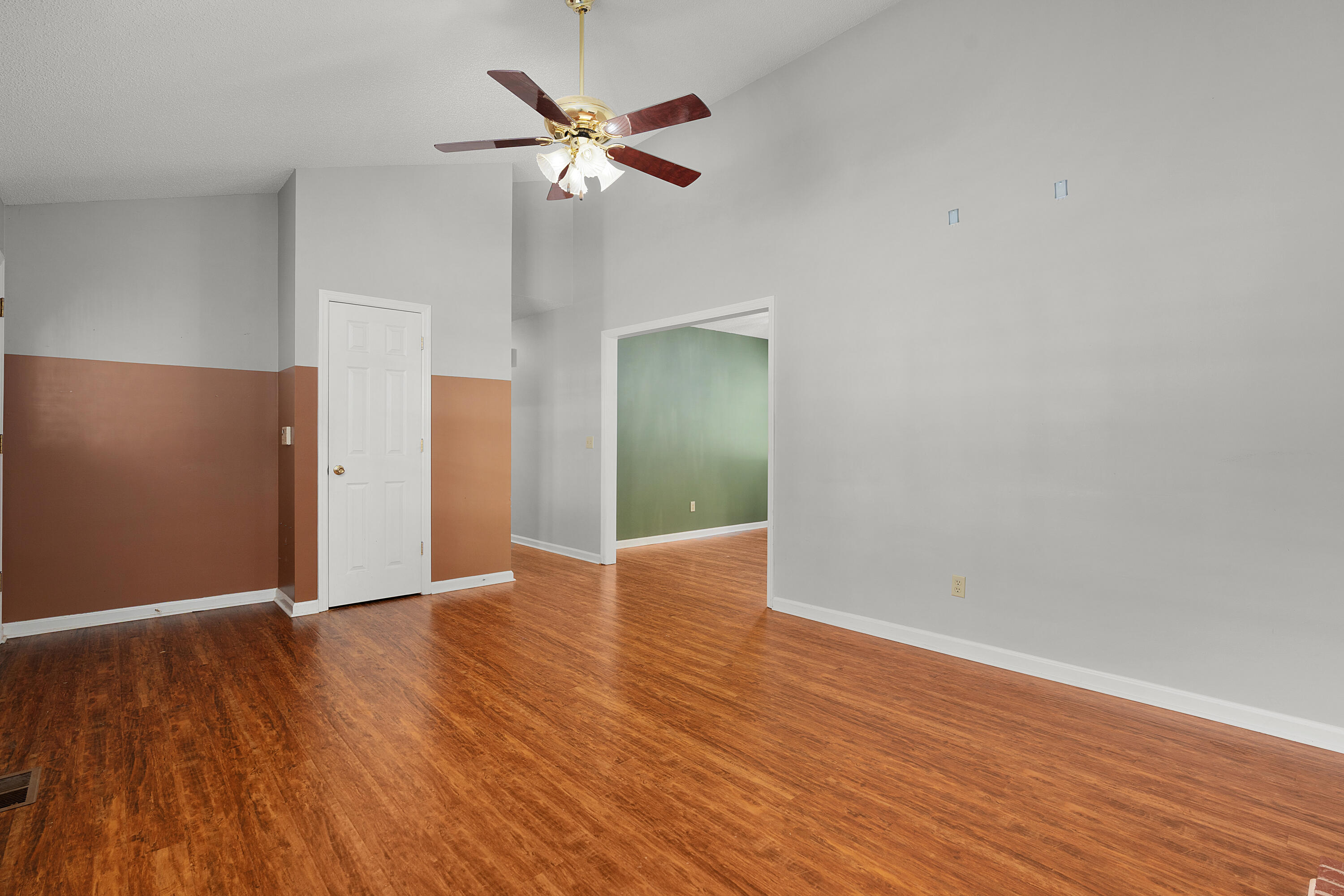 203 Spring Valley Lane