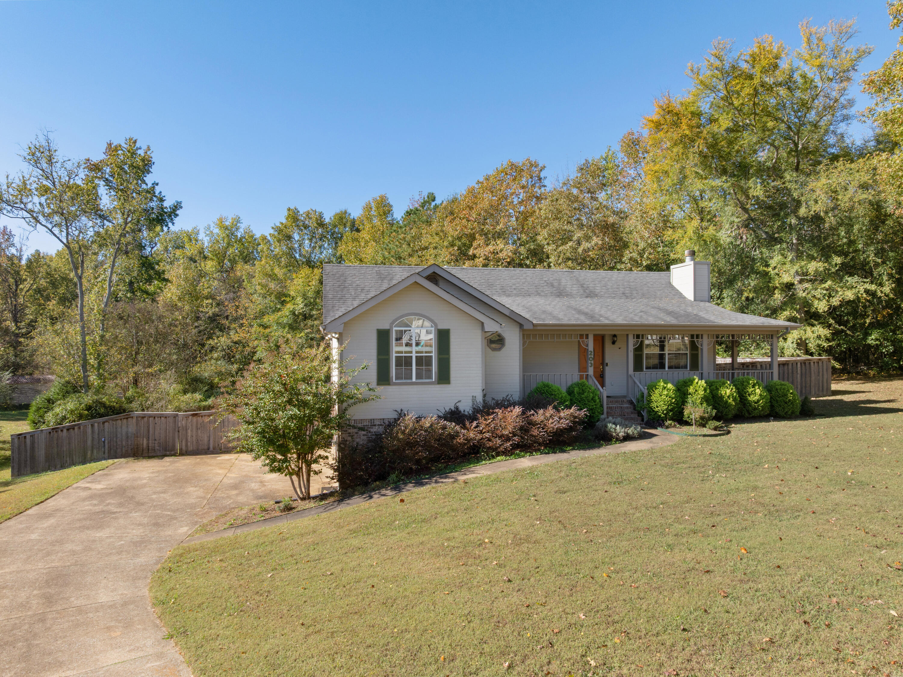 203 Spring Valley Lane