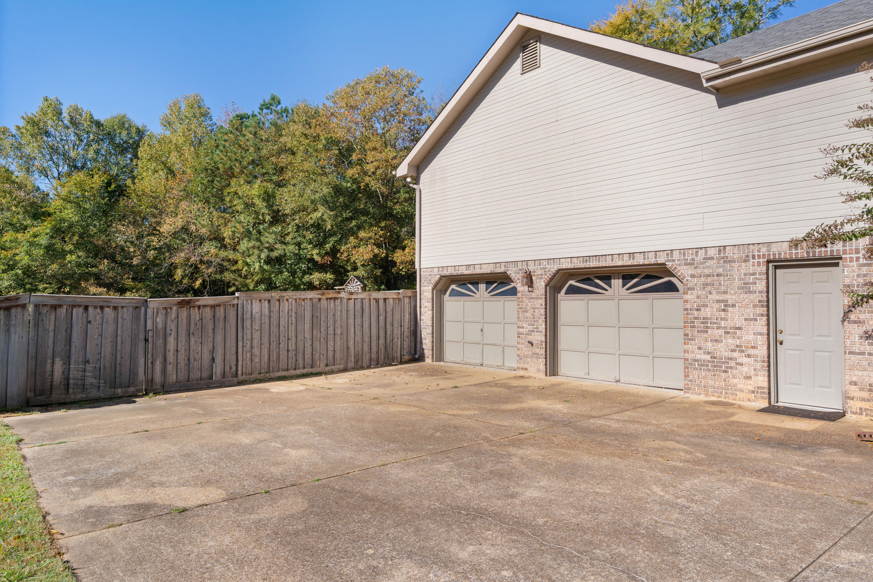 203 Spring Valley Lane