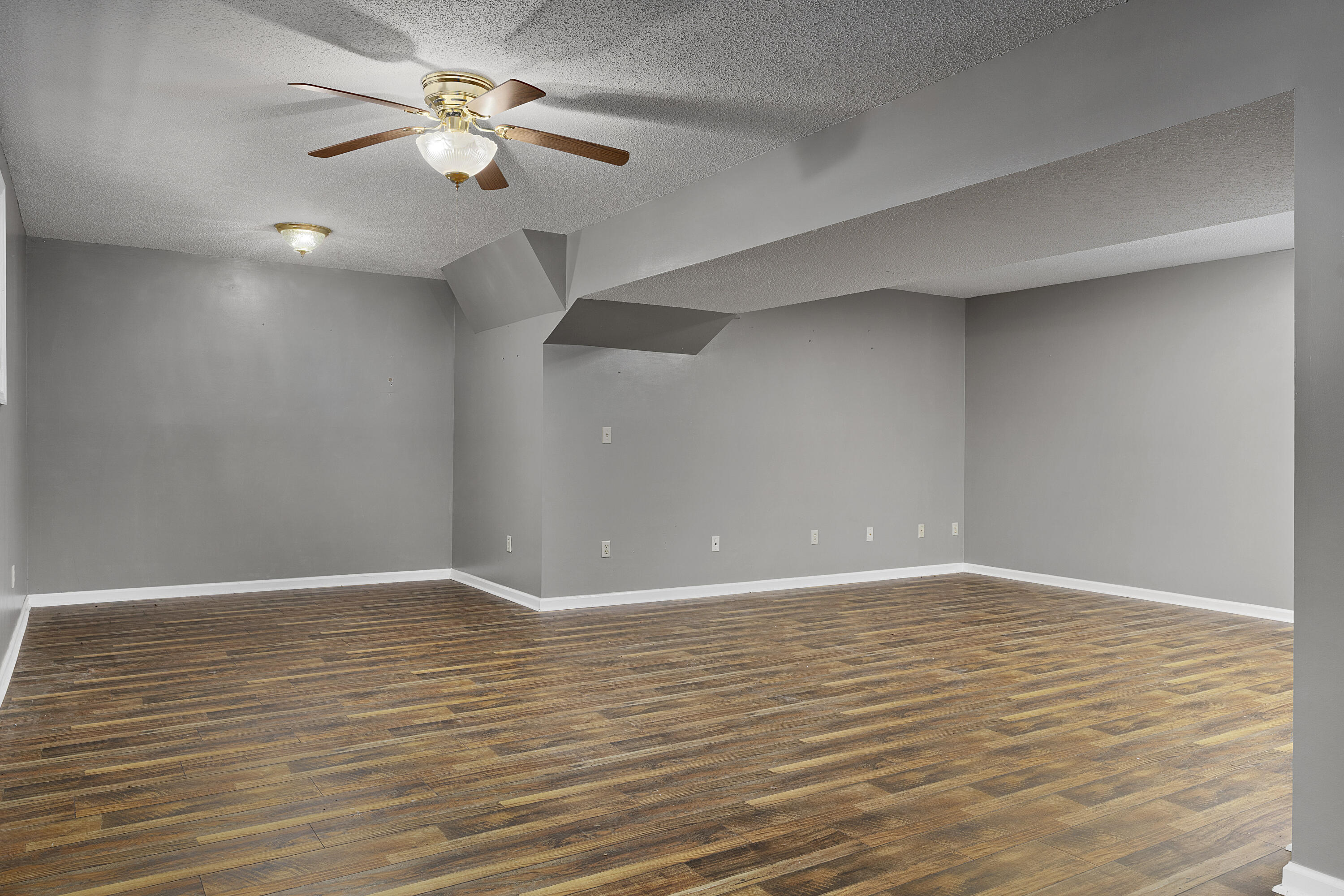 203 Spring Valley Lane