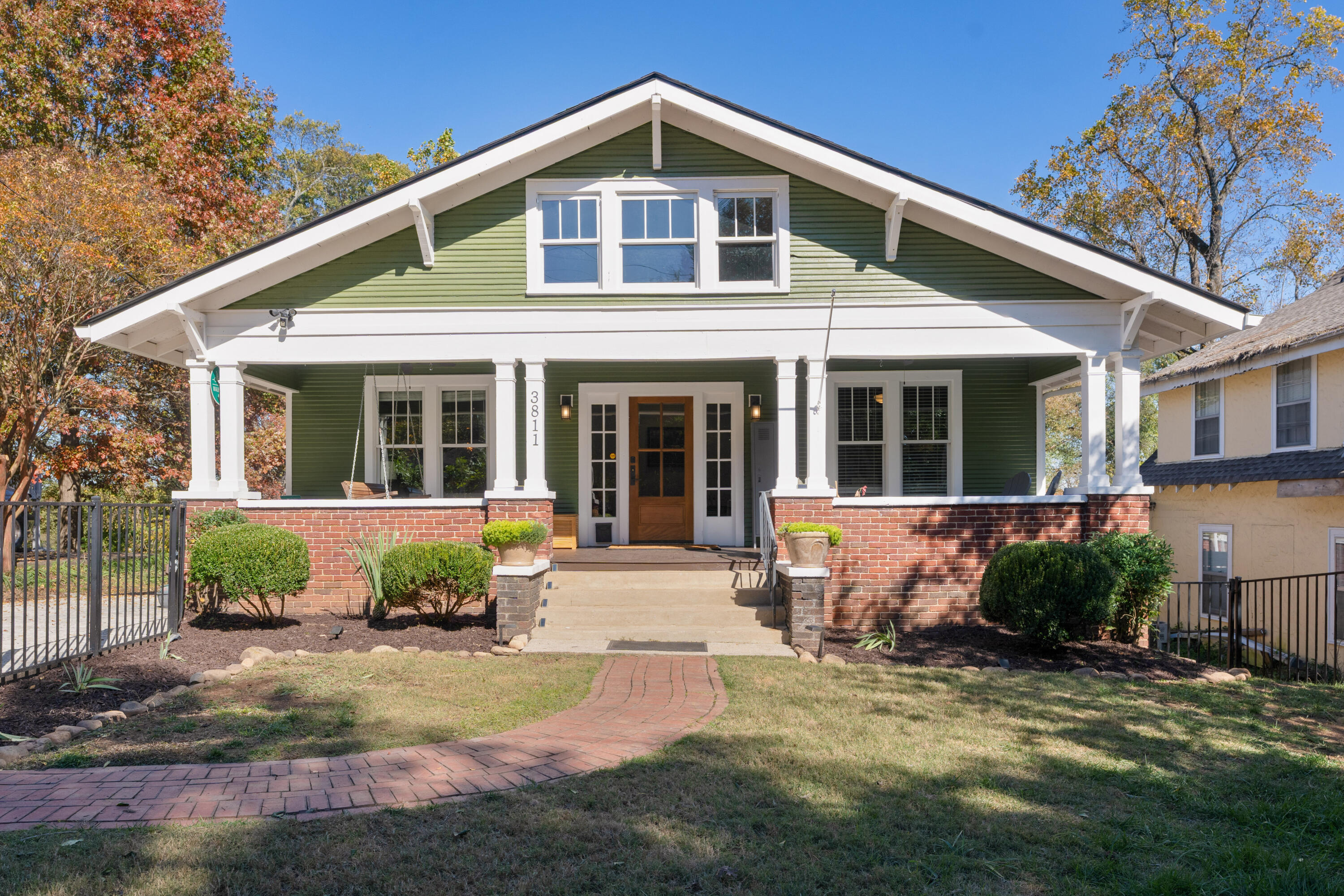3811 Monte Vista Drive