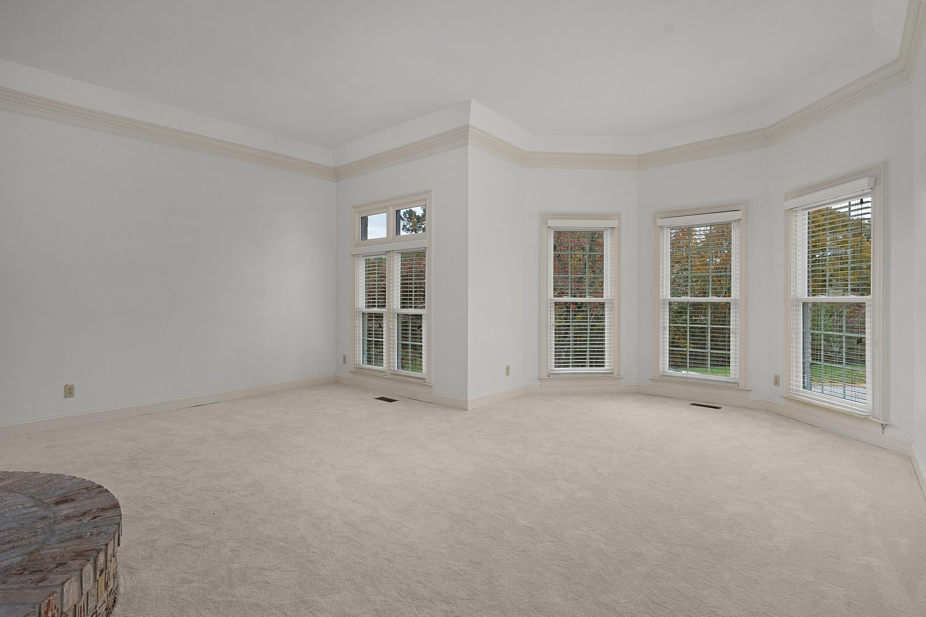5701 Topsail Greens Drive