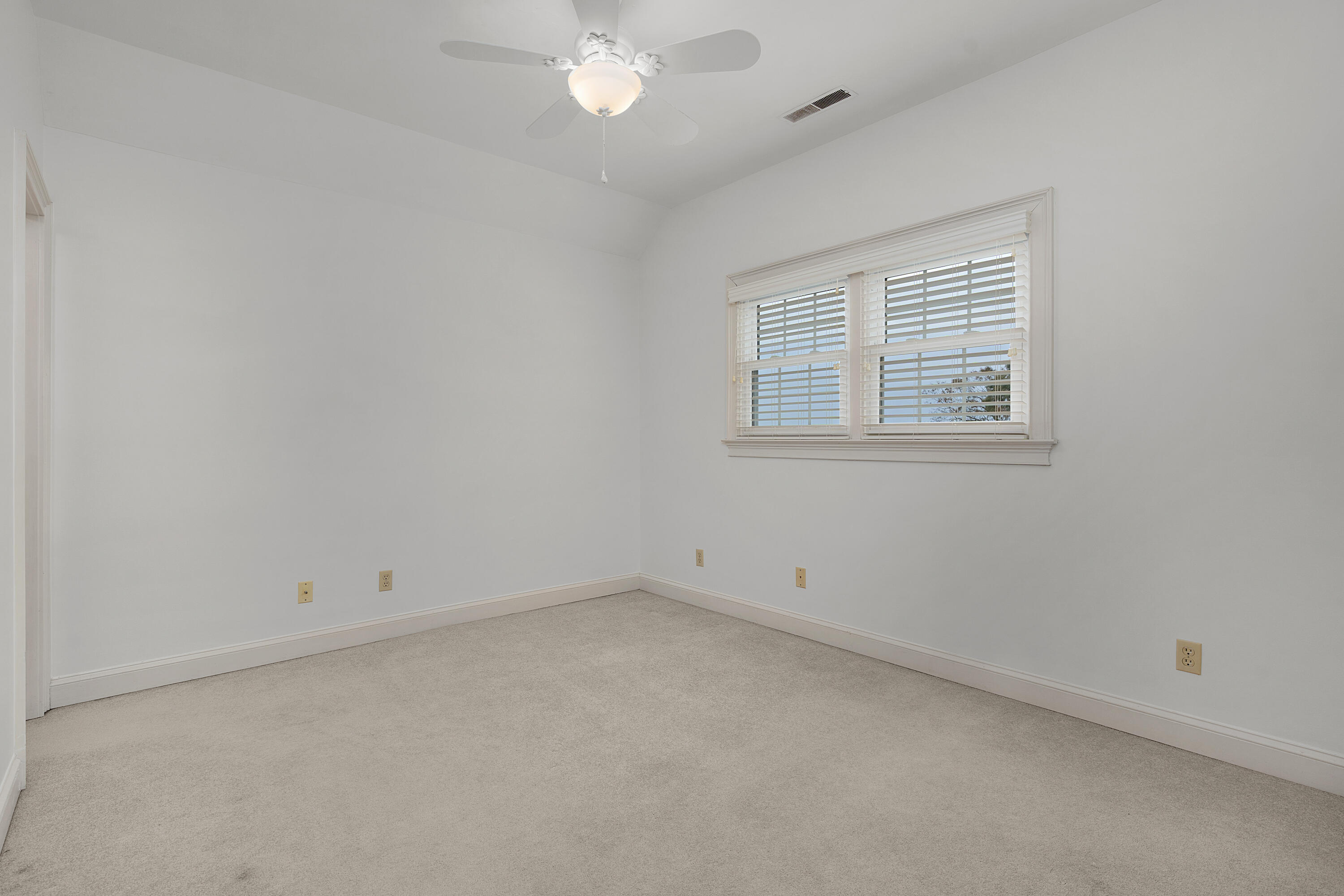 5701 Topsail Greens Drive
