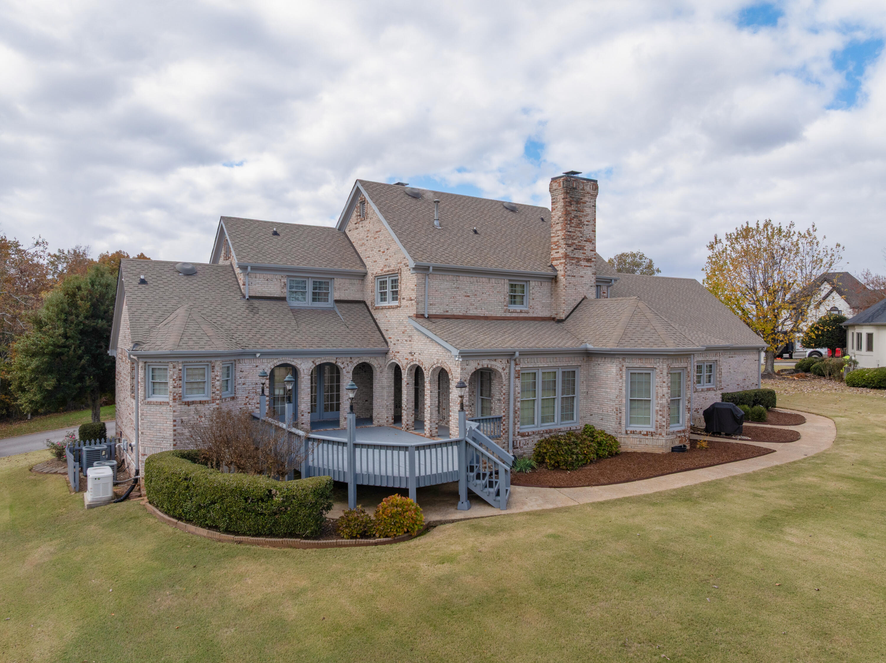 5701 Topsail Greens Drive
