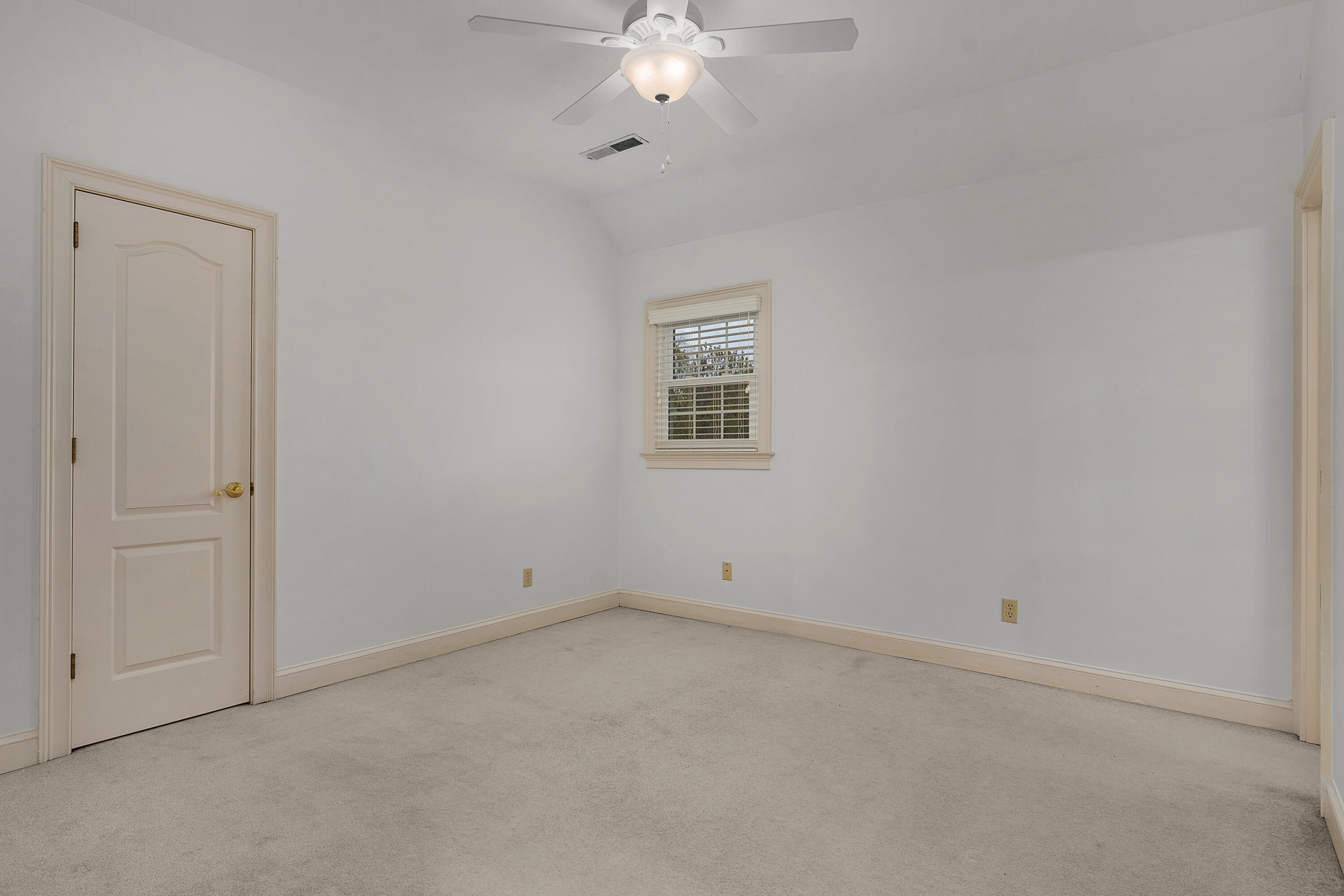 5701 Topsail Greens Drive
