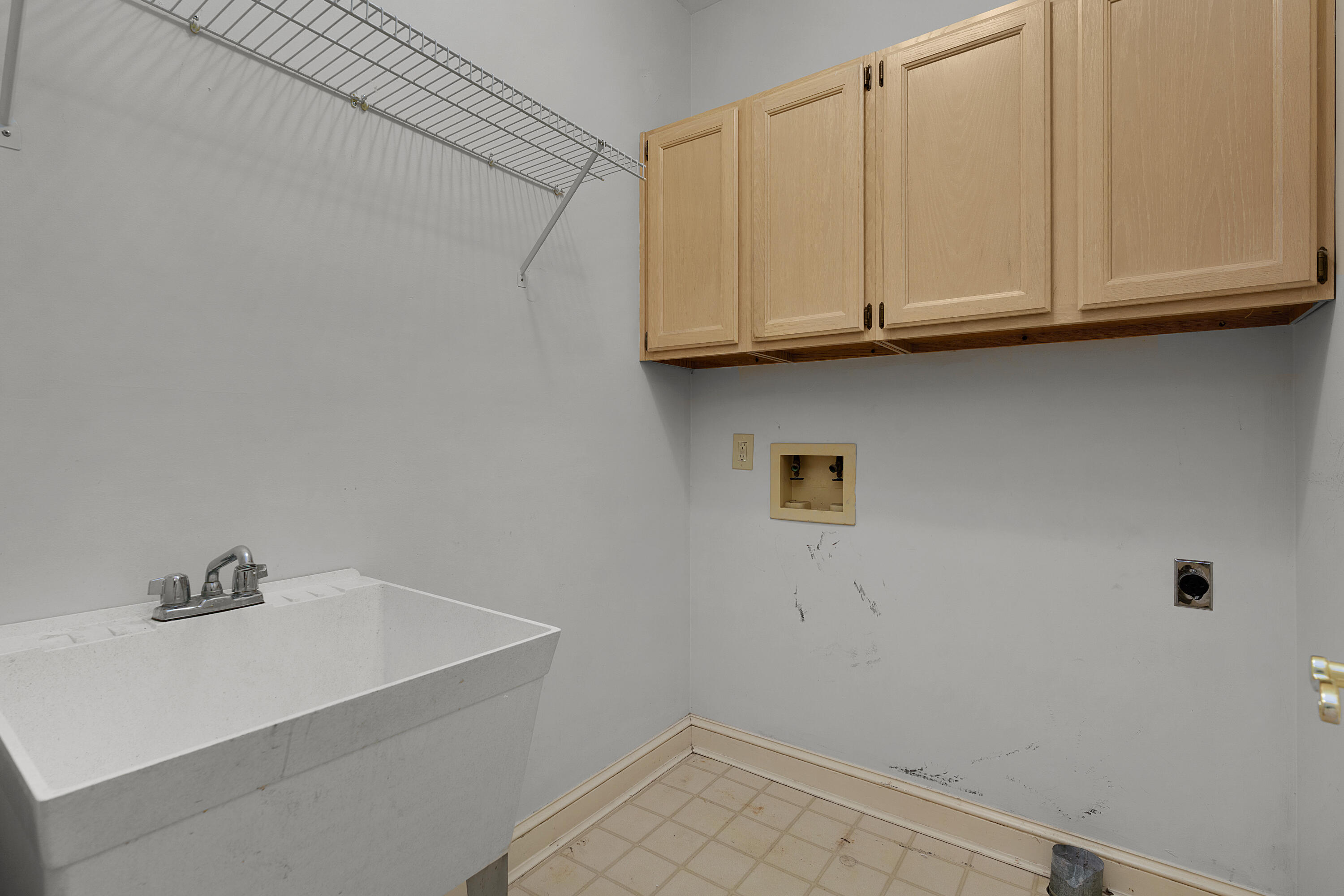 5701 Topsail Greens Drive